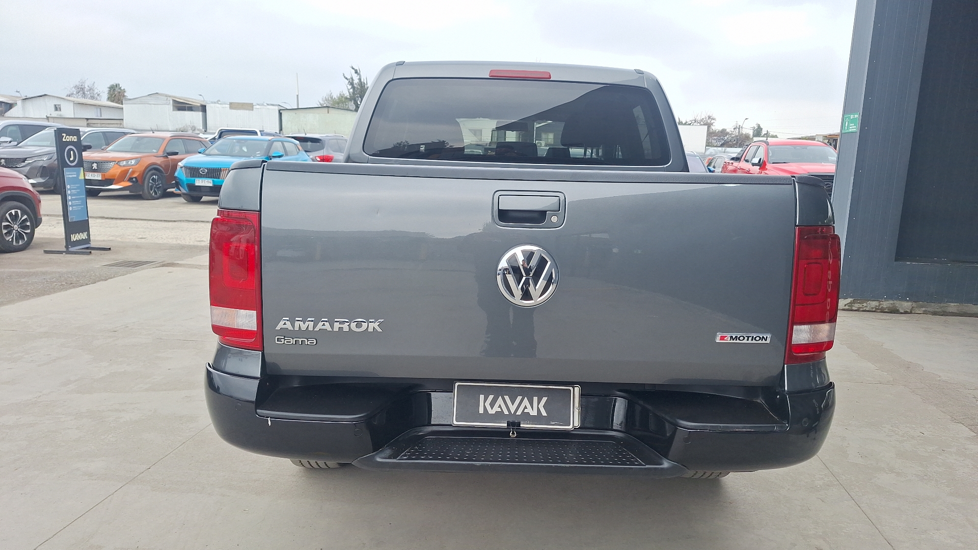 Volkswagen Amarok — foto 3 de 14