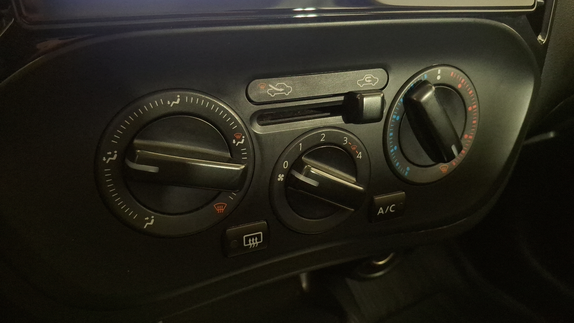 Nissan Juke — foto 15 de 16