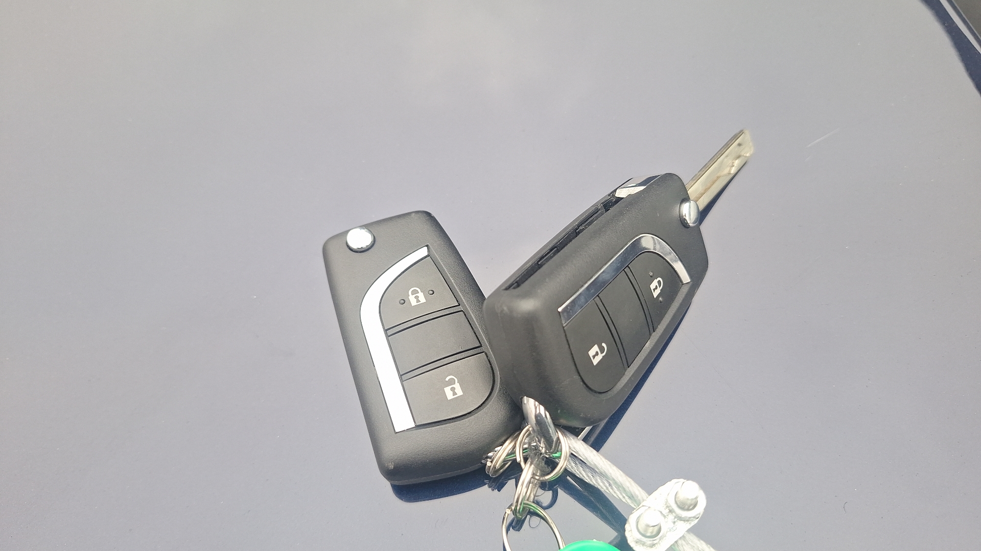 Toyota RAV4 — foto 7 de 15