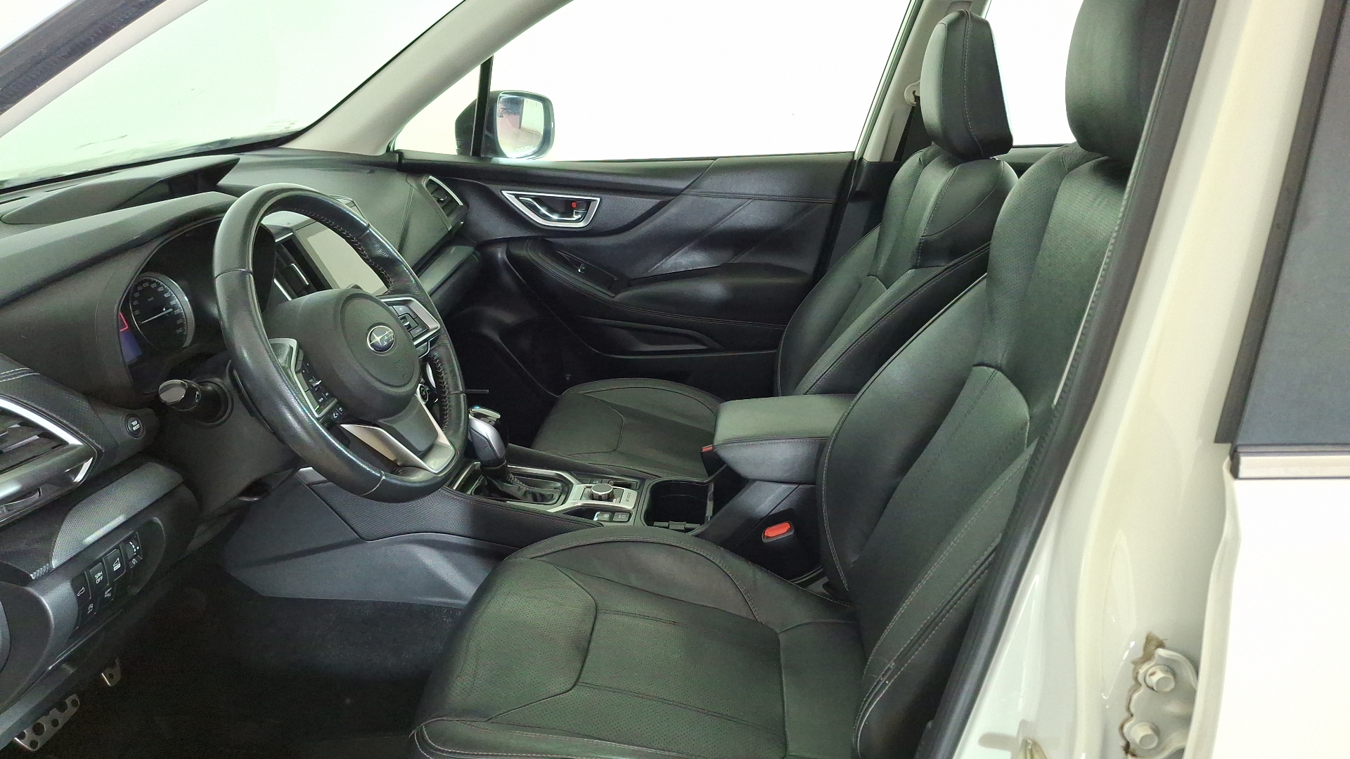 Subaru Forester — foto 14 de 17