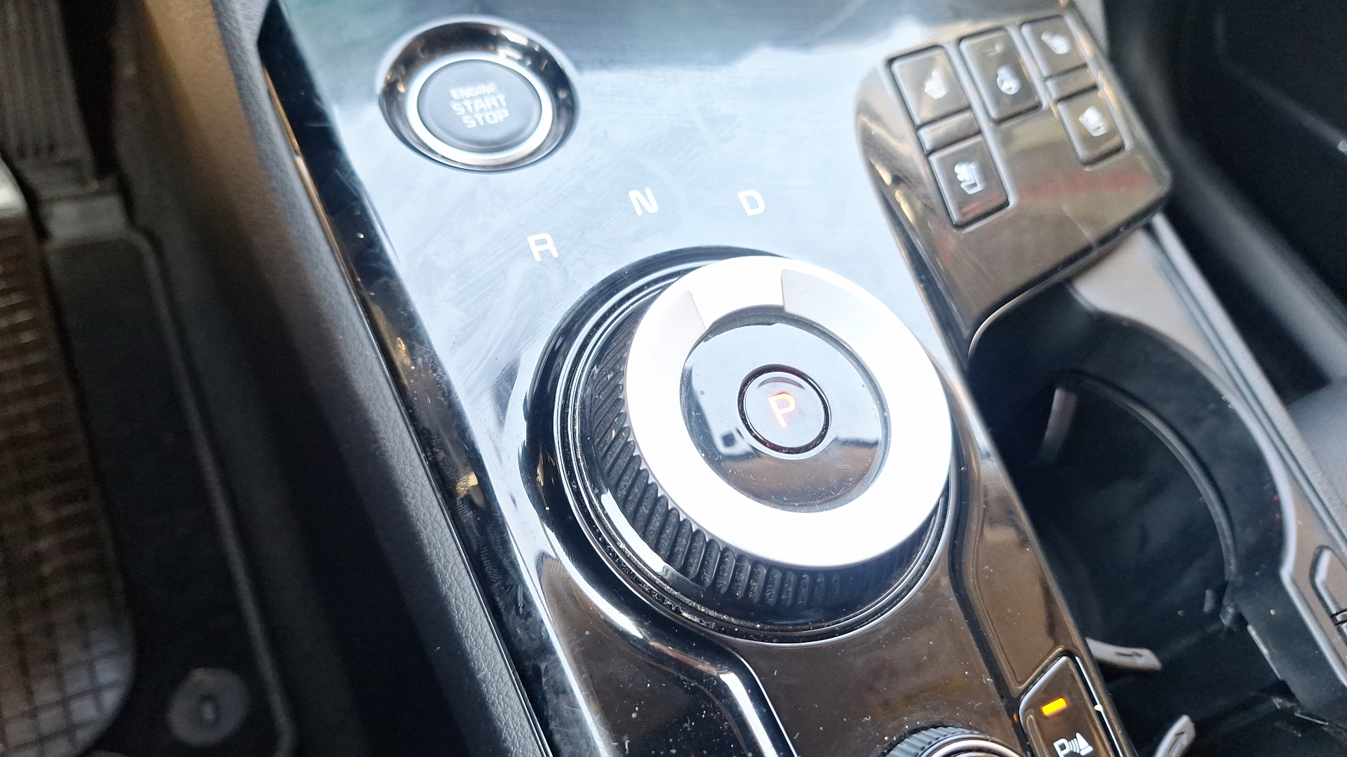 KIA Sportage — foto 11 de 16