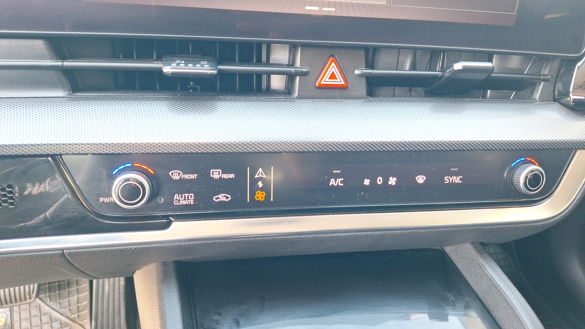 KIA Sportage — foto 16 de 16