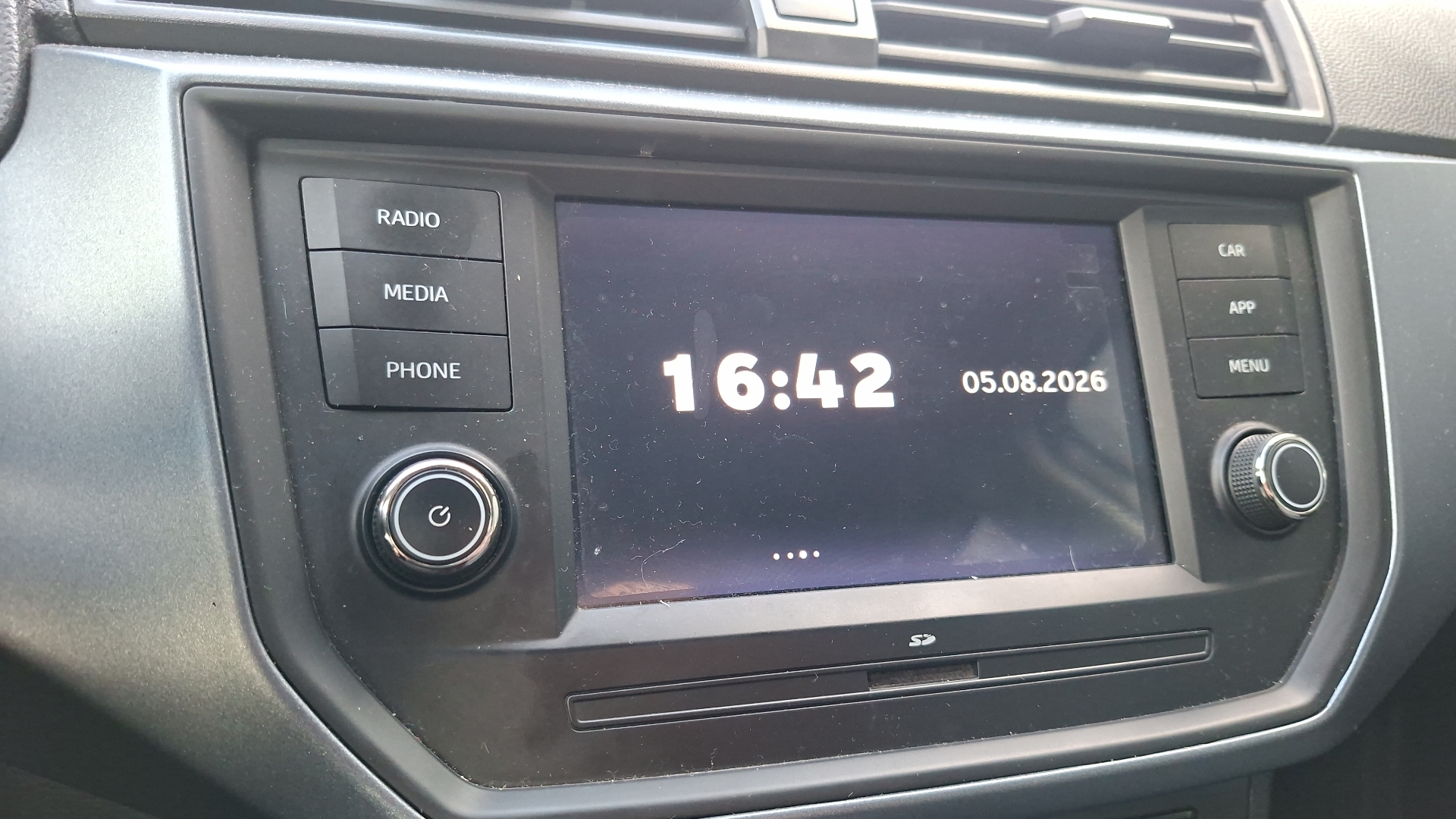SEAT Arona — foto 10 de 15