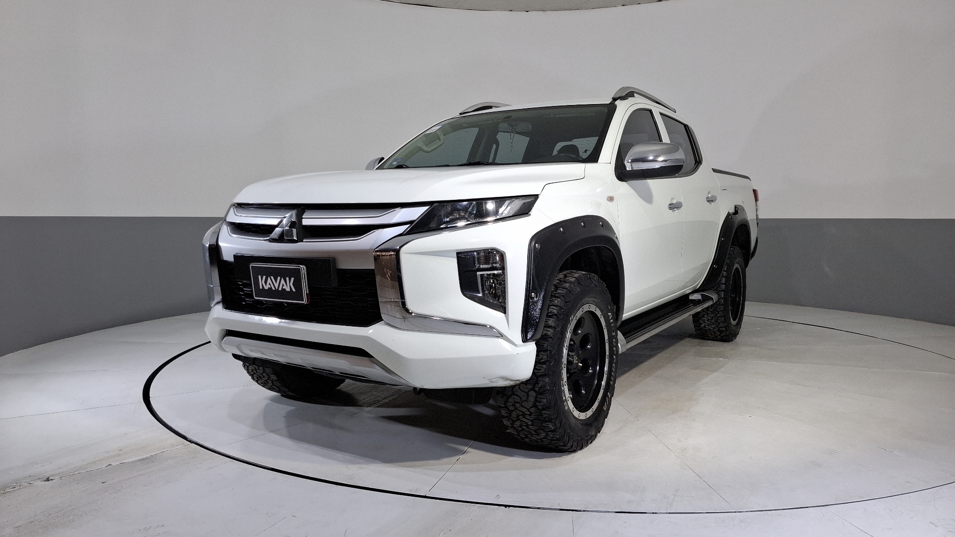 Mitsubishi L200 2020