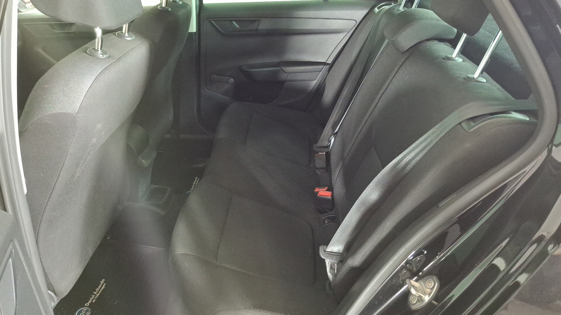 Škoda Fabia — foto 13 de 15