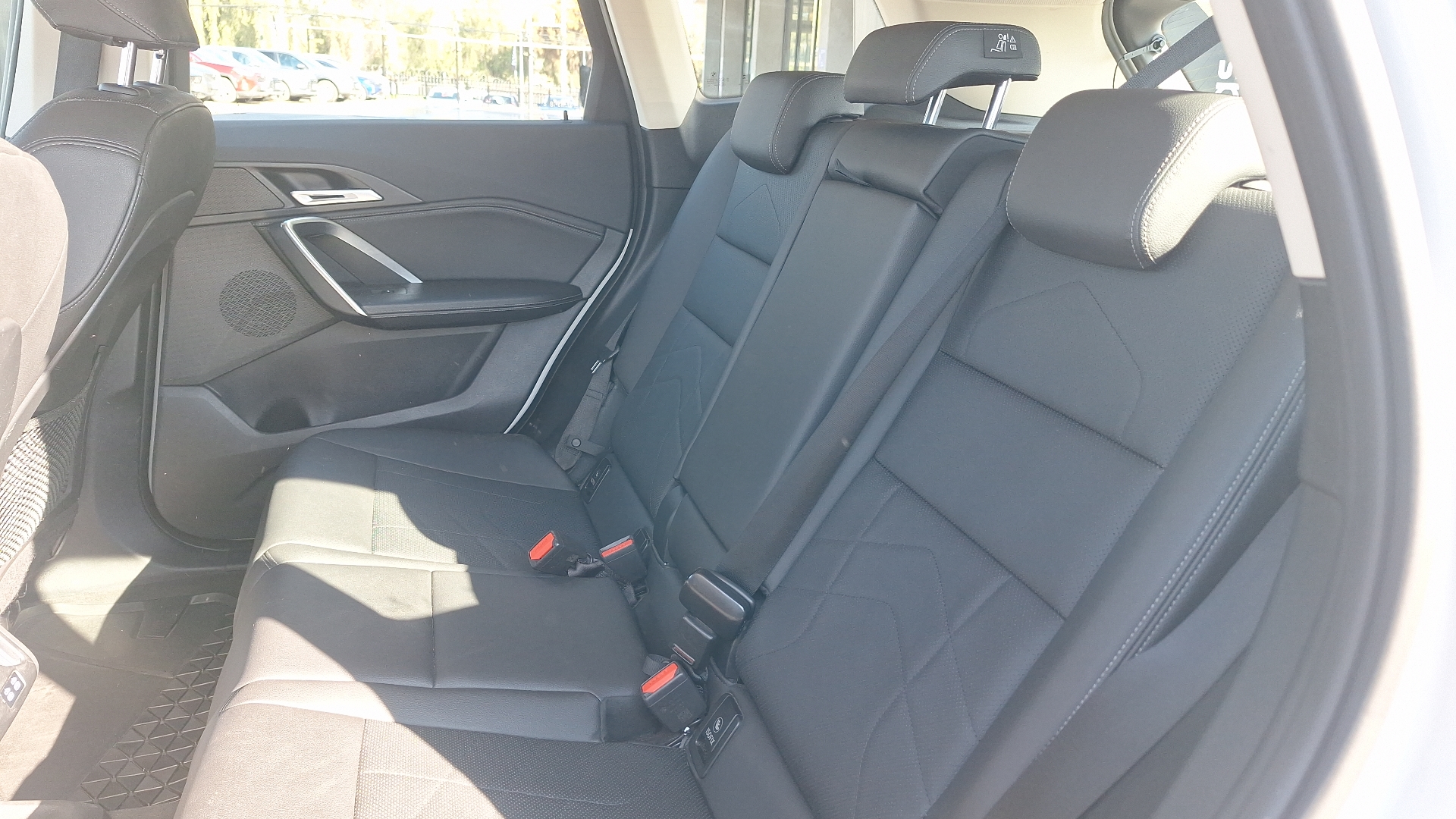 BMW X1 — foto 13 de 15