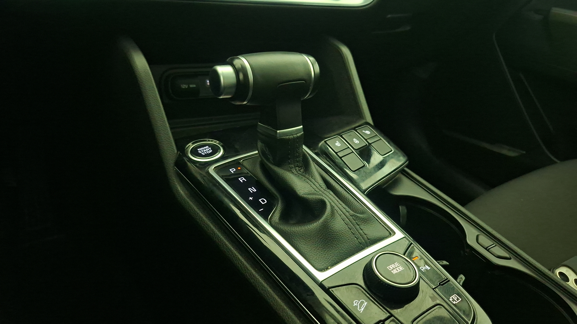 KIA Sportage — foto 11 de 16