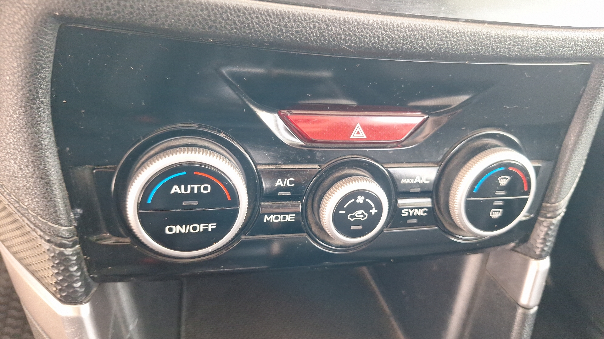 Subaru Forester — foto 15 de 15
