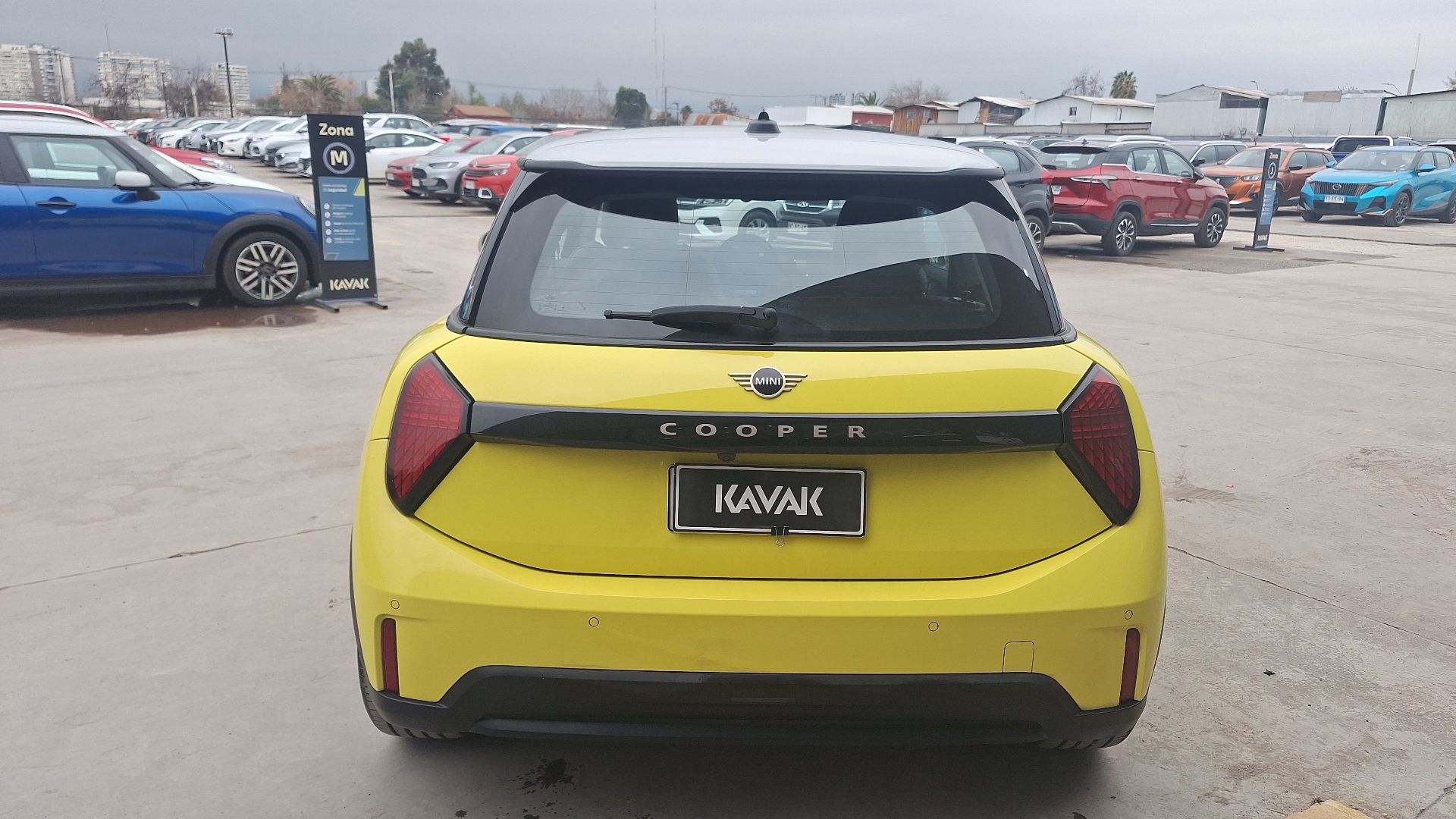 MINI Cooper — foto 3 de 15