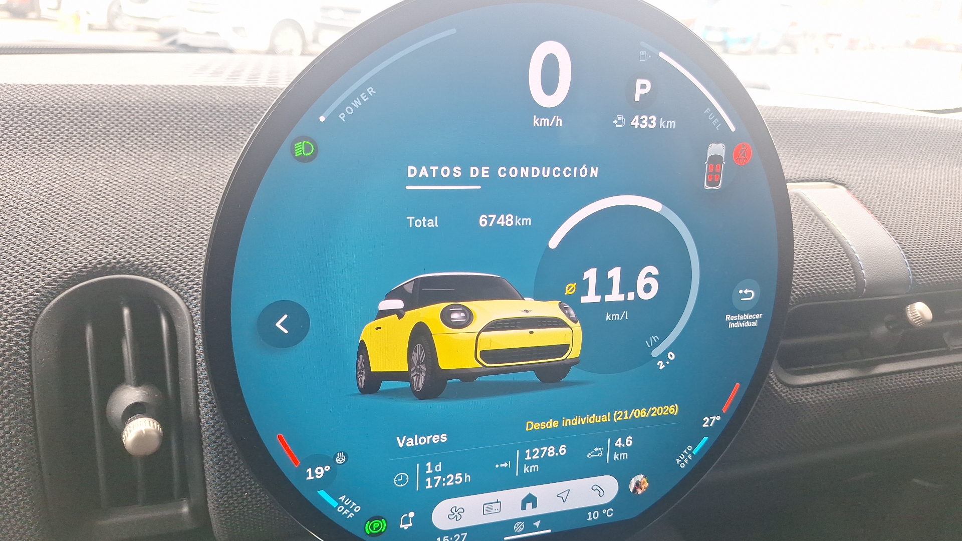 MINI Cooper — foto 9 de 15