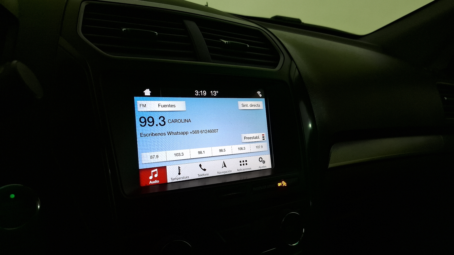 Ford Explorer — foto 10 de 17