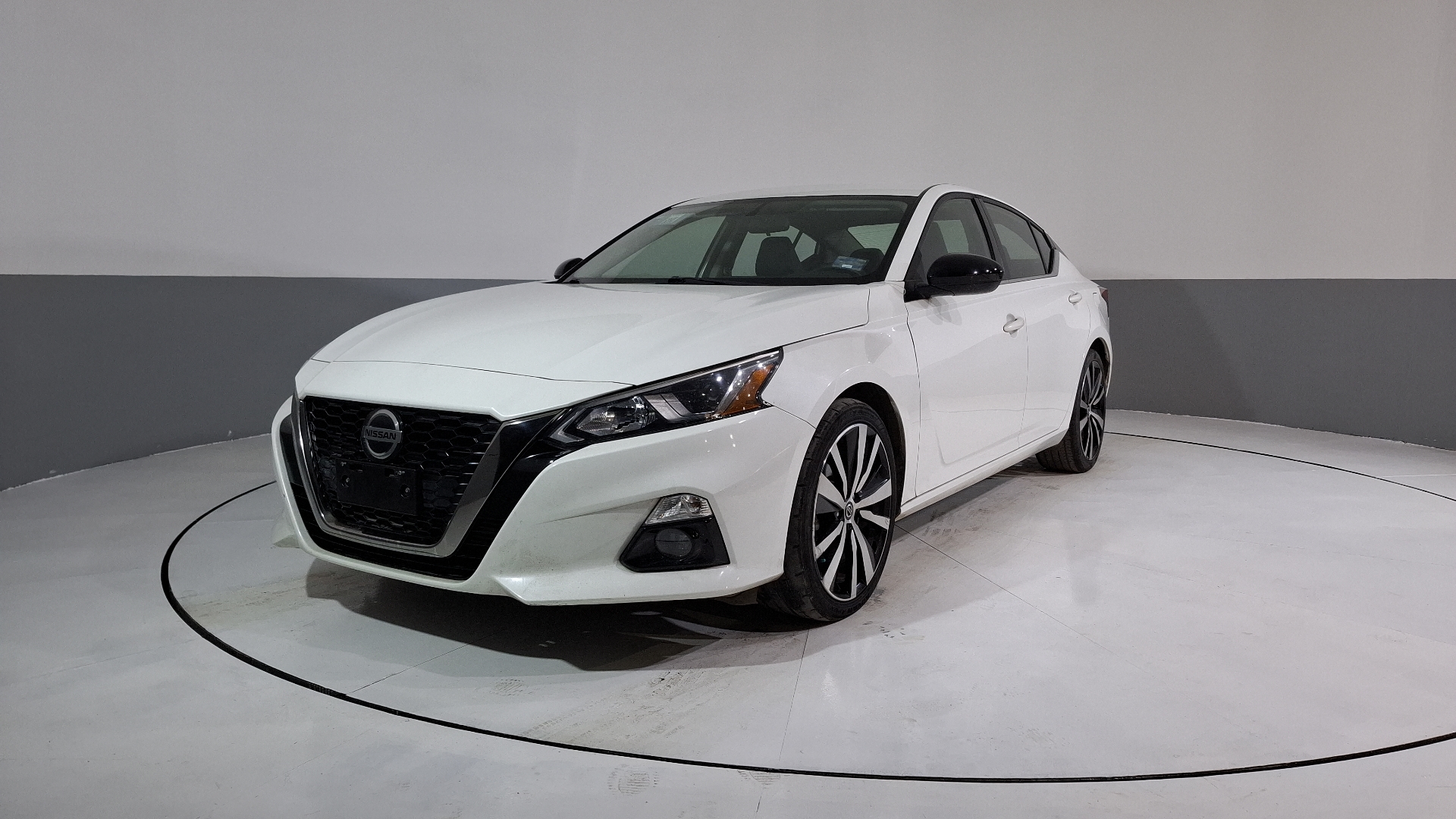 Nissan Altima 2021