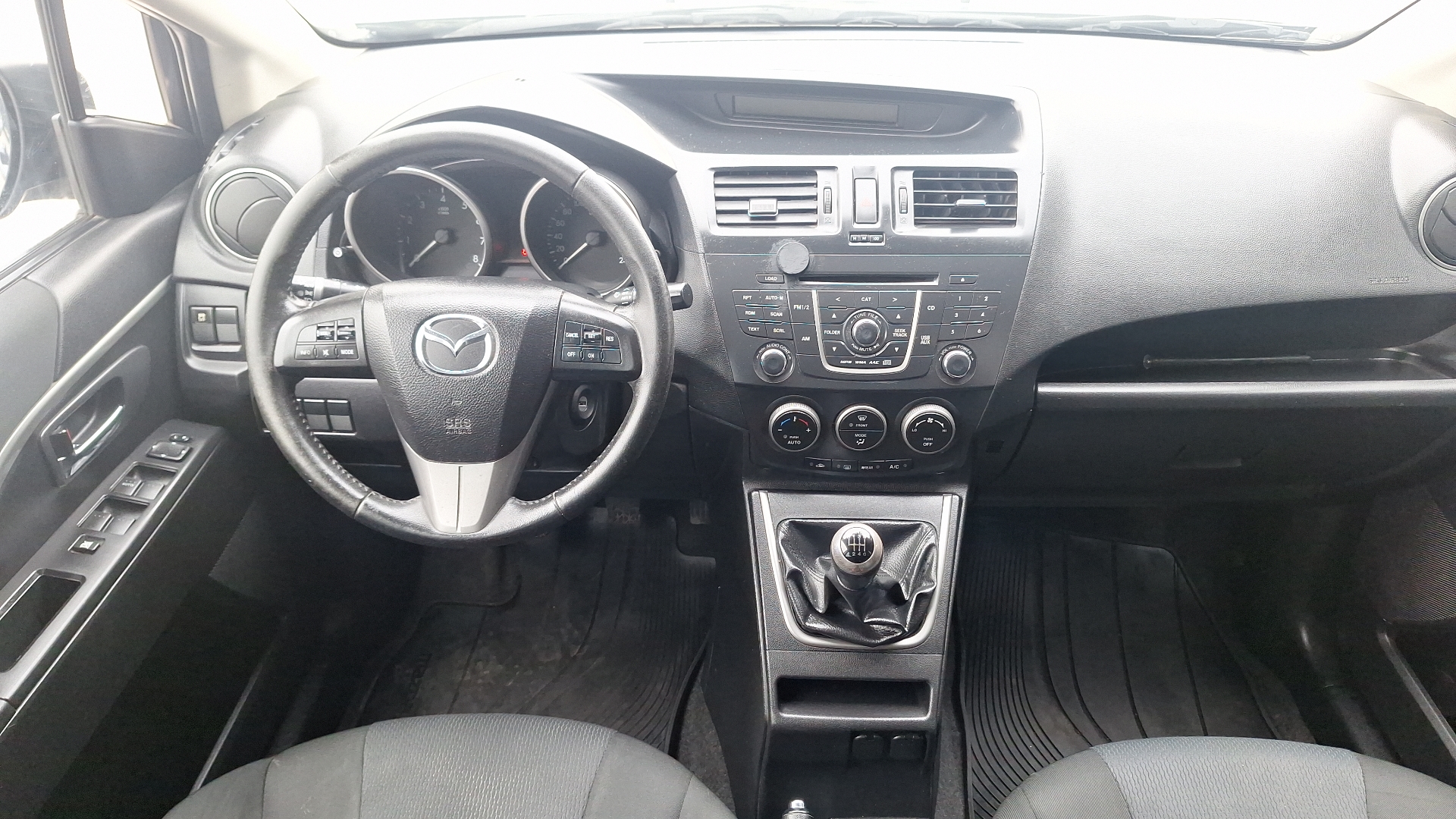 Mazda 5 — foto 6 de 16