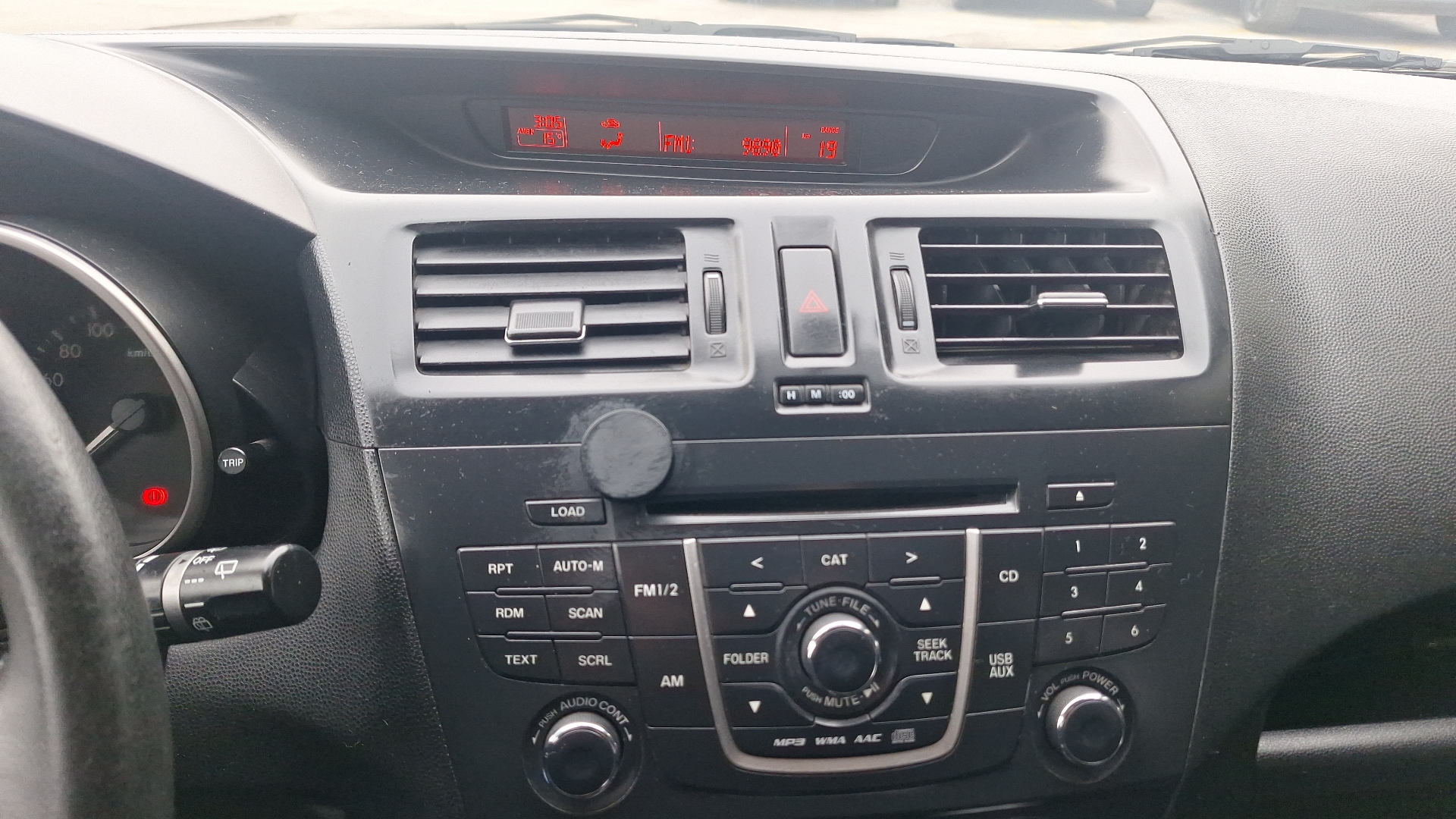 Mazda 5 — foto 10 de 16
