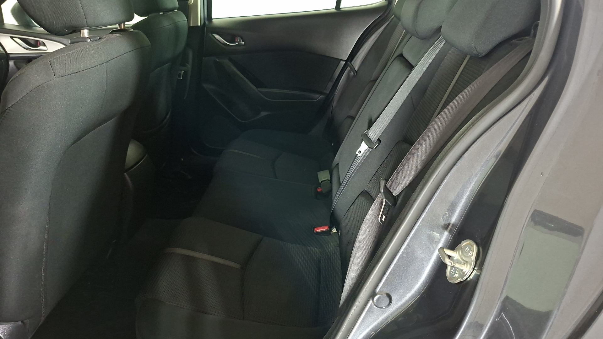 Mazda 3 — foto 15 de 17