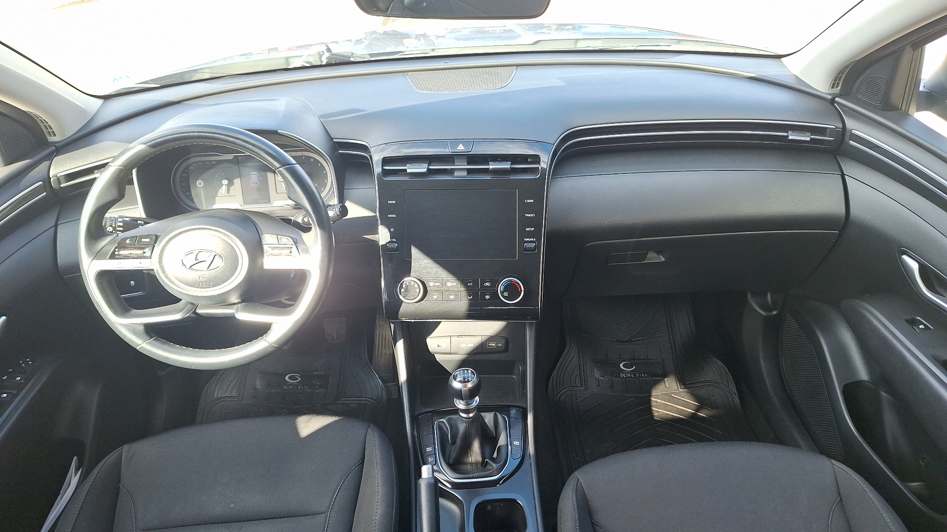 Hyundai Tucson — foto 6 de 15