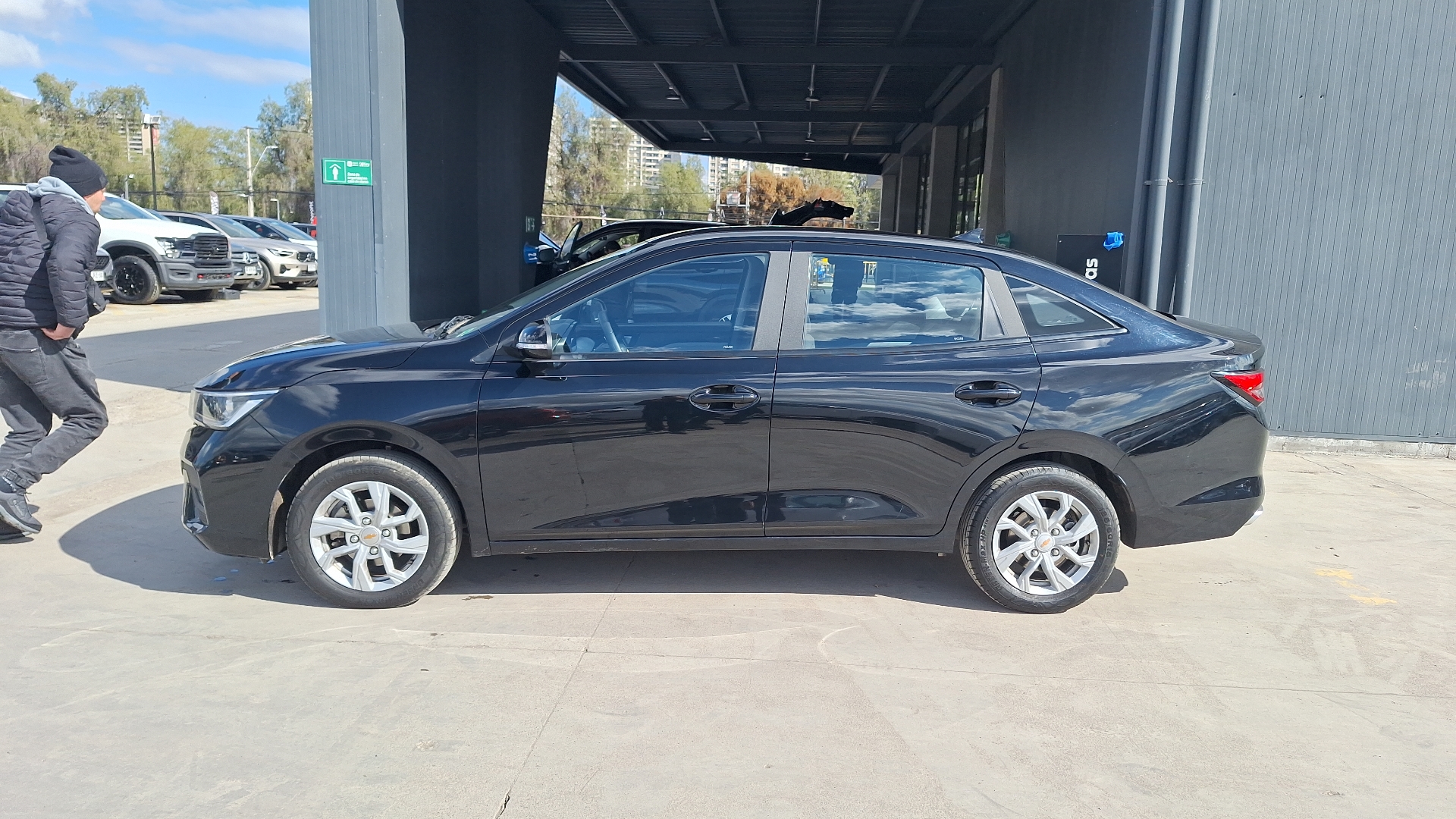 Chevrolet Sail — foto 2 de 15