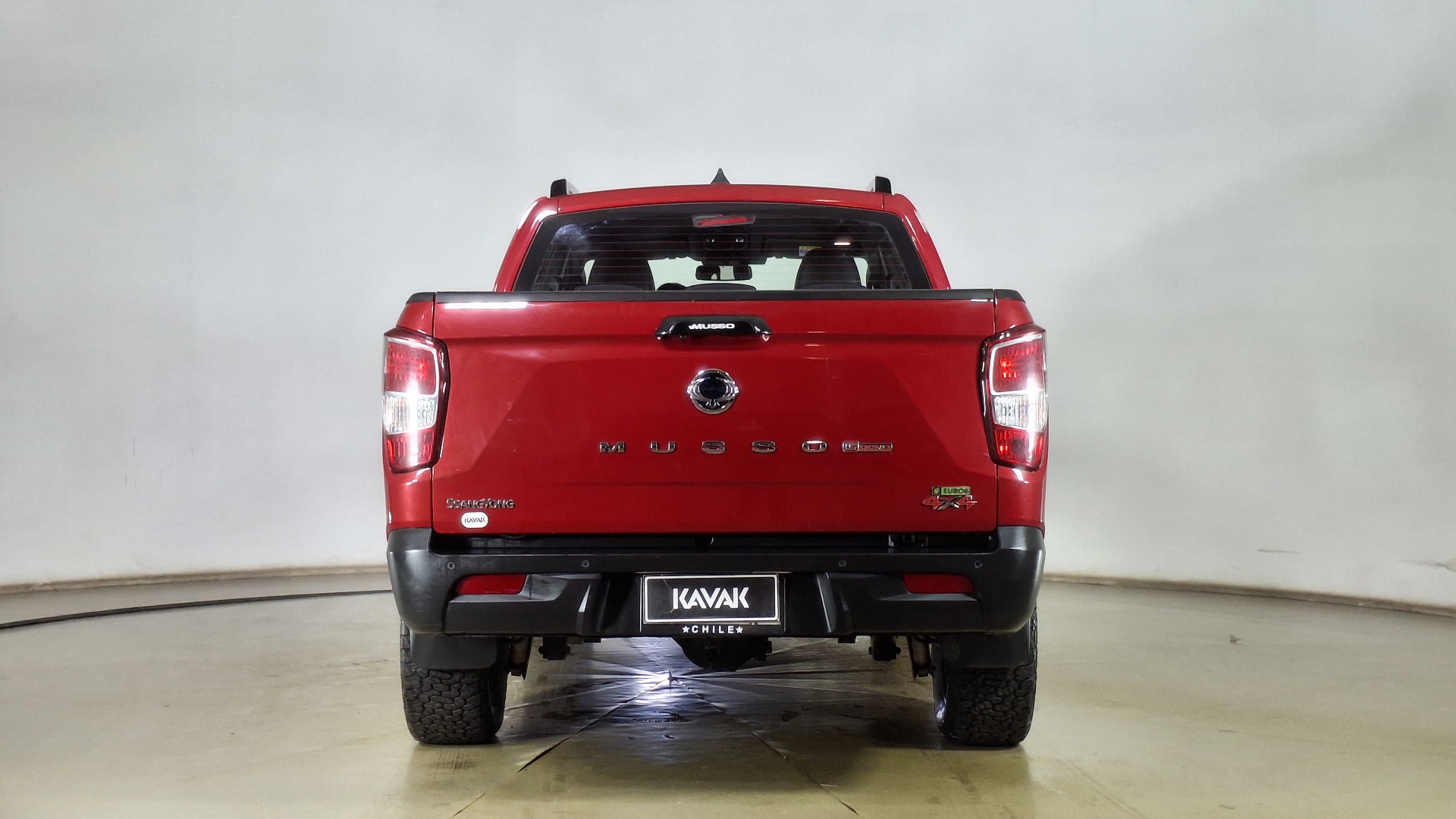 SsangYong Grand Musso — foto 5 de 16