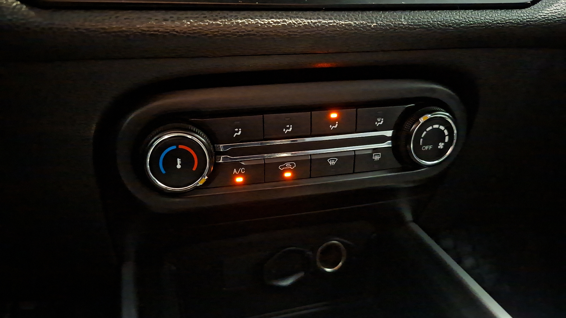 Chery Tiggo 3 — foto 14 de 15
