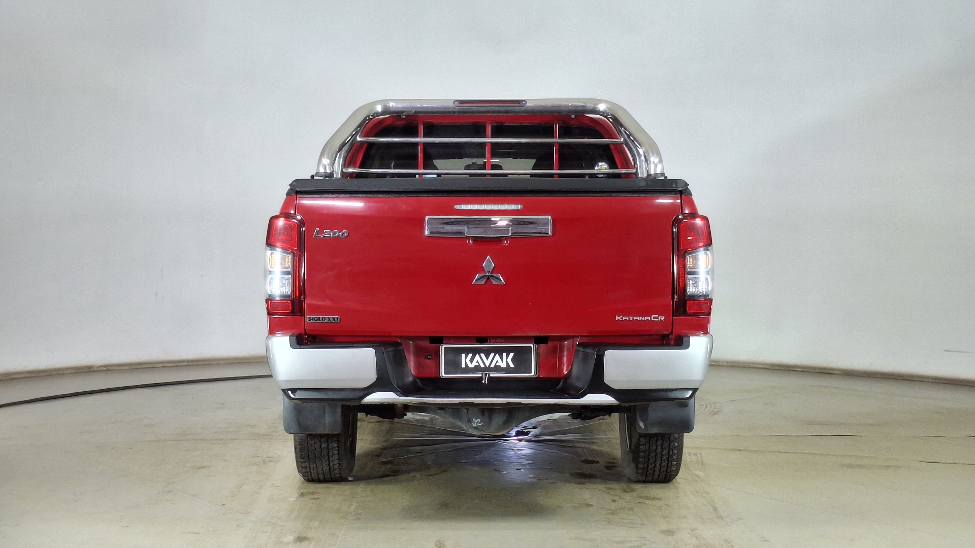 Mitsubishi L200 — foto 5 de 16