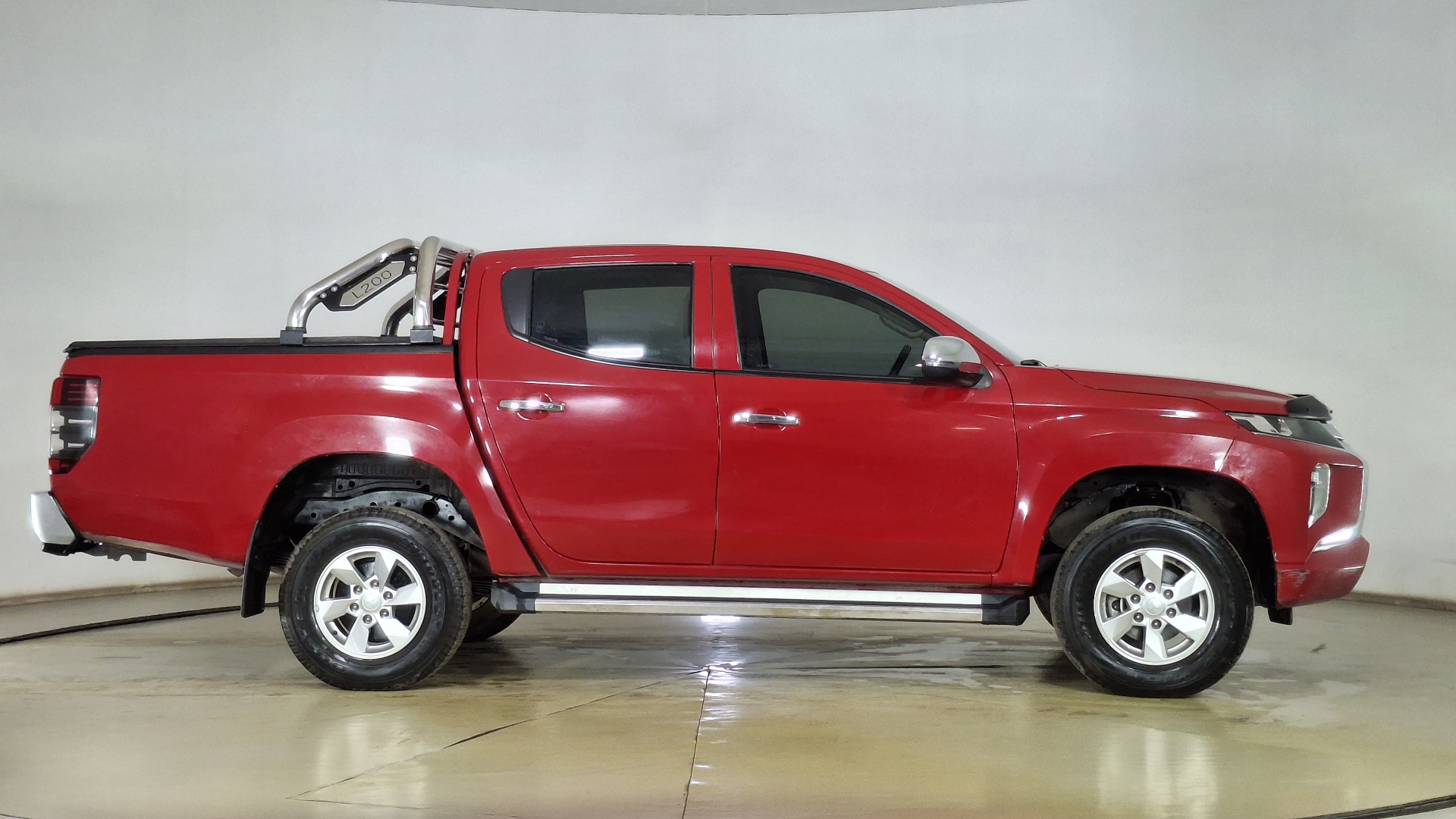 Mitsubishi L200 — foto 4 de 16