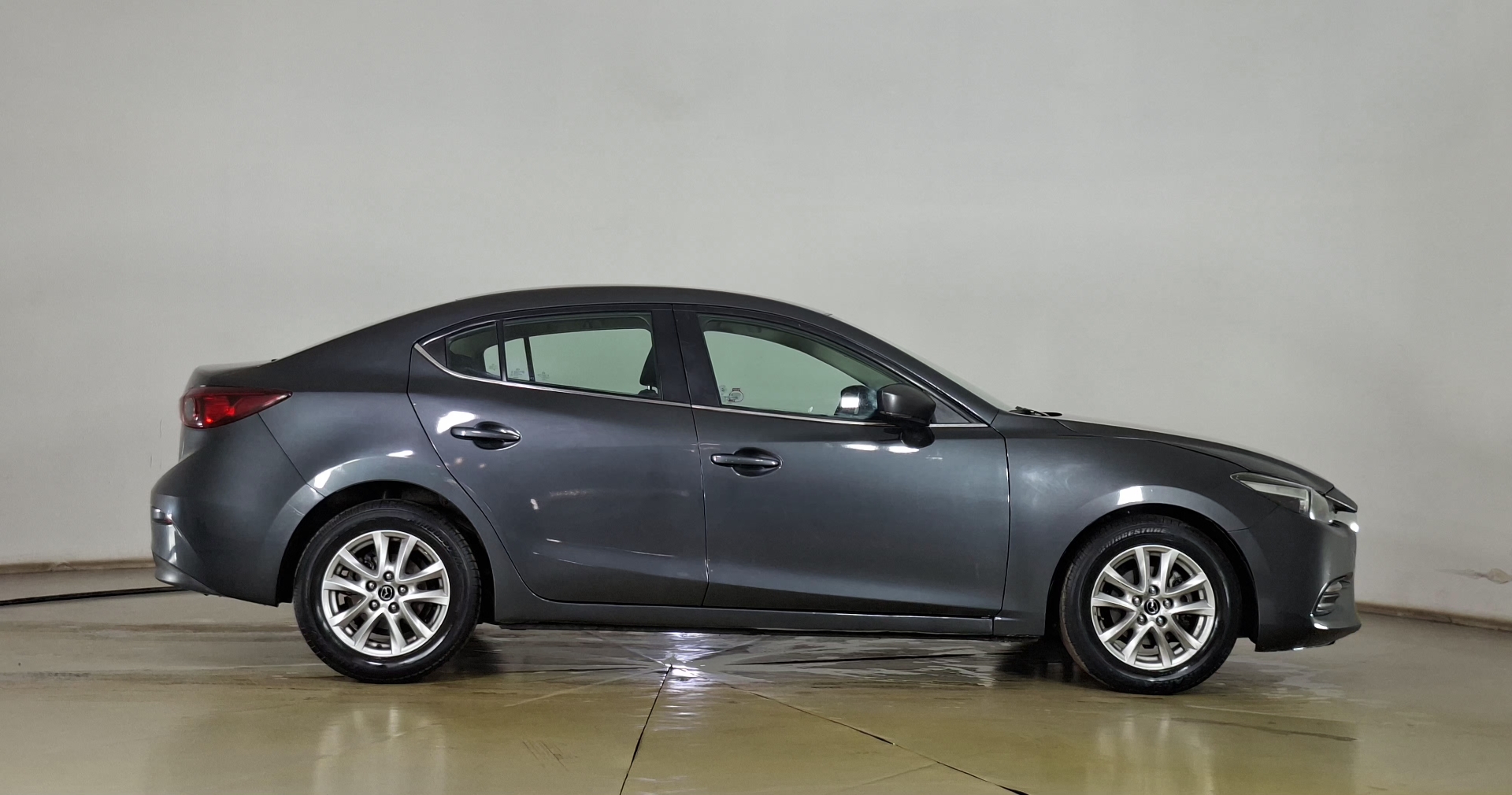 Mazda 3 — foto 4 de 15
