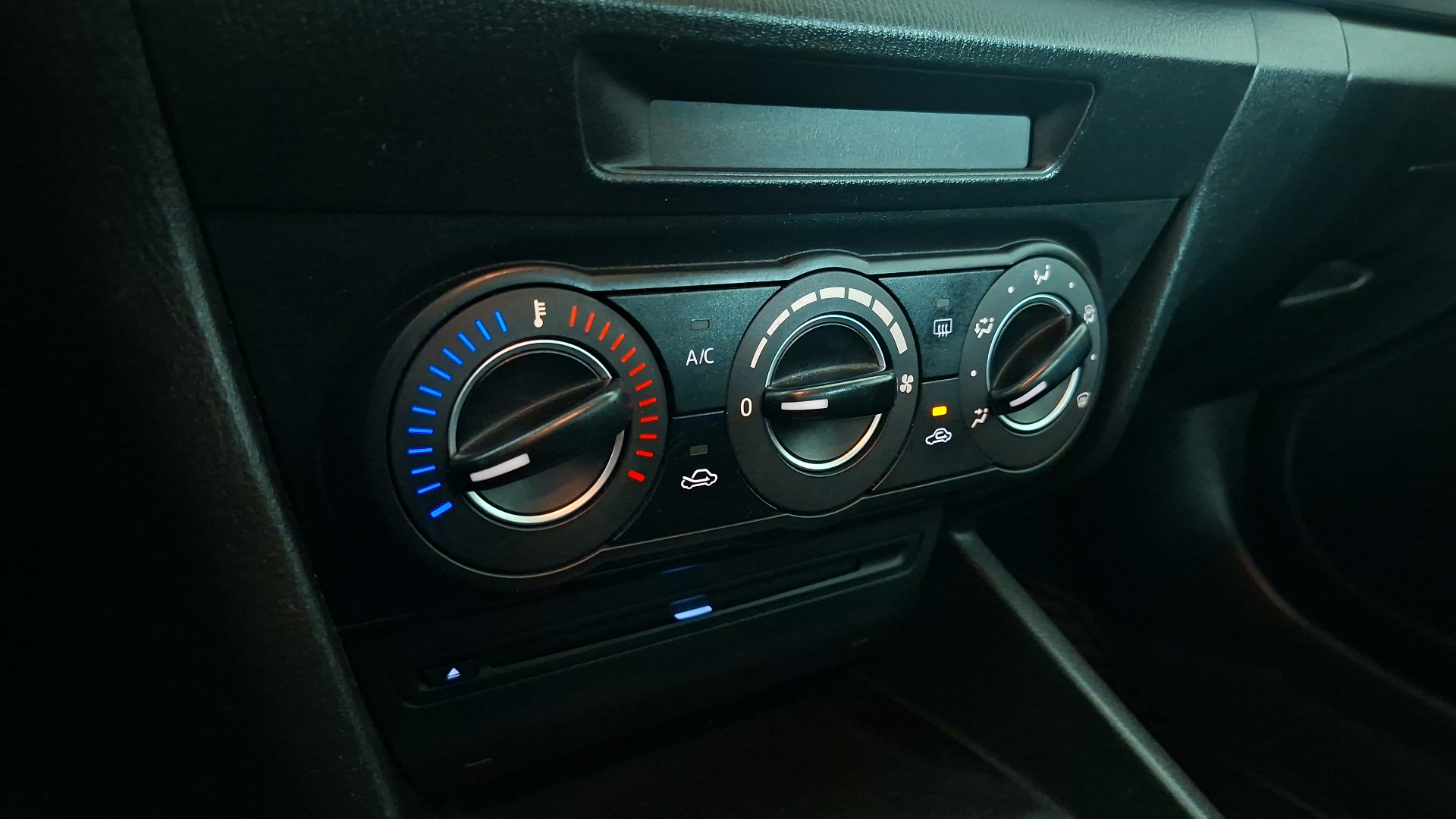 Mazda 3 — foto 14 de 15