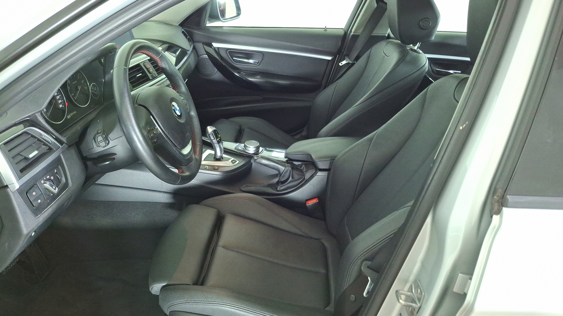 BMW Serie 3 — foto 14 de 17