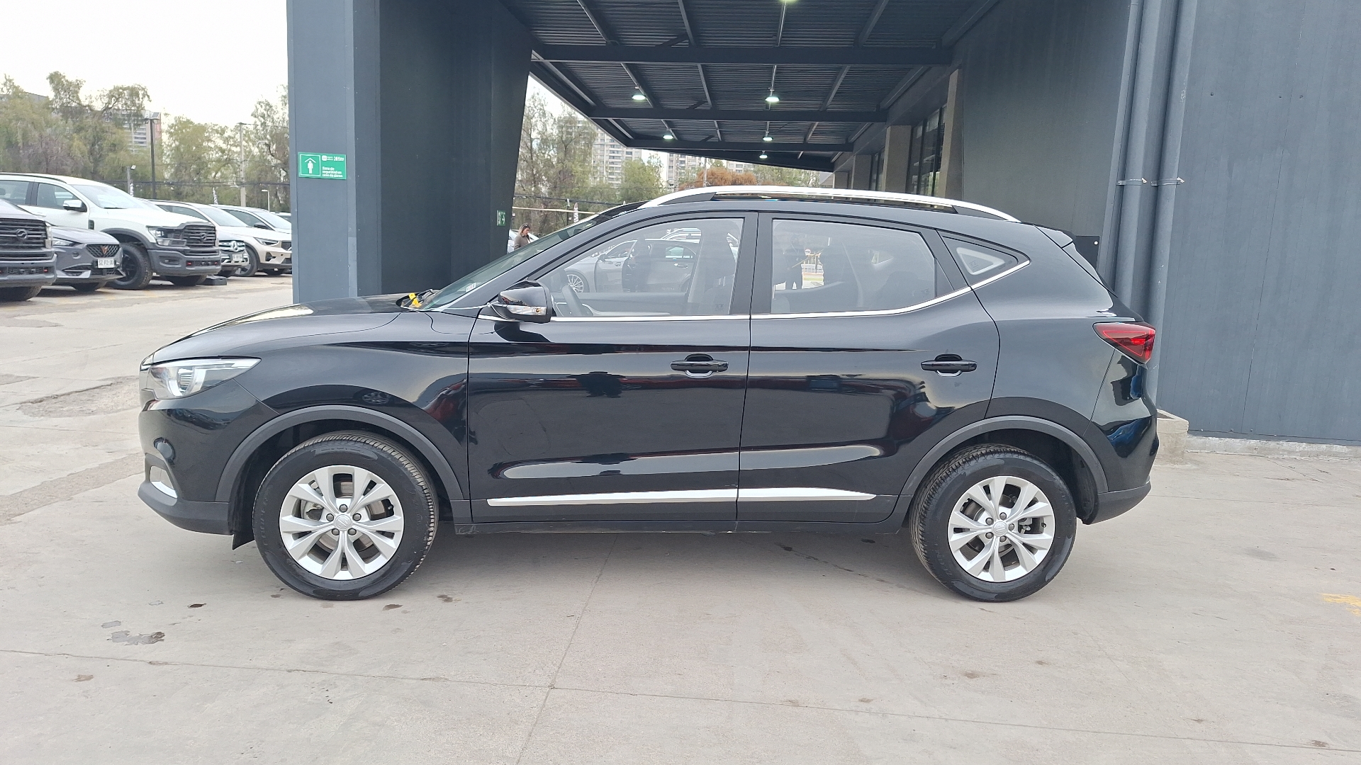 MG Zs — foto 2 de 14