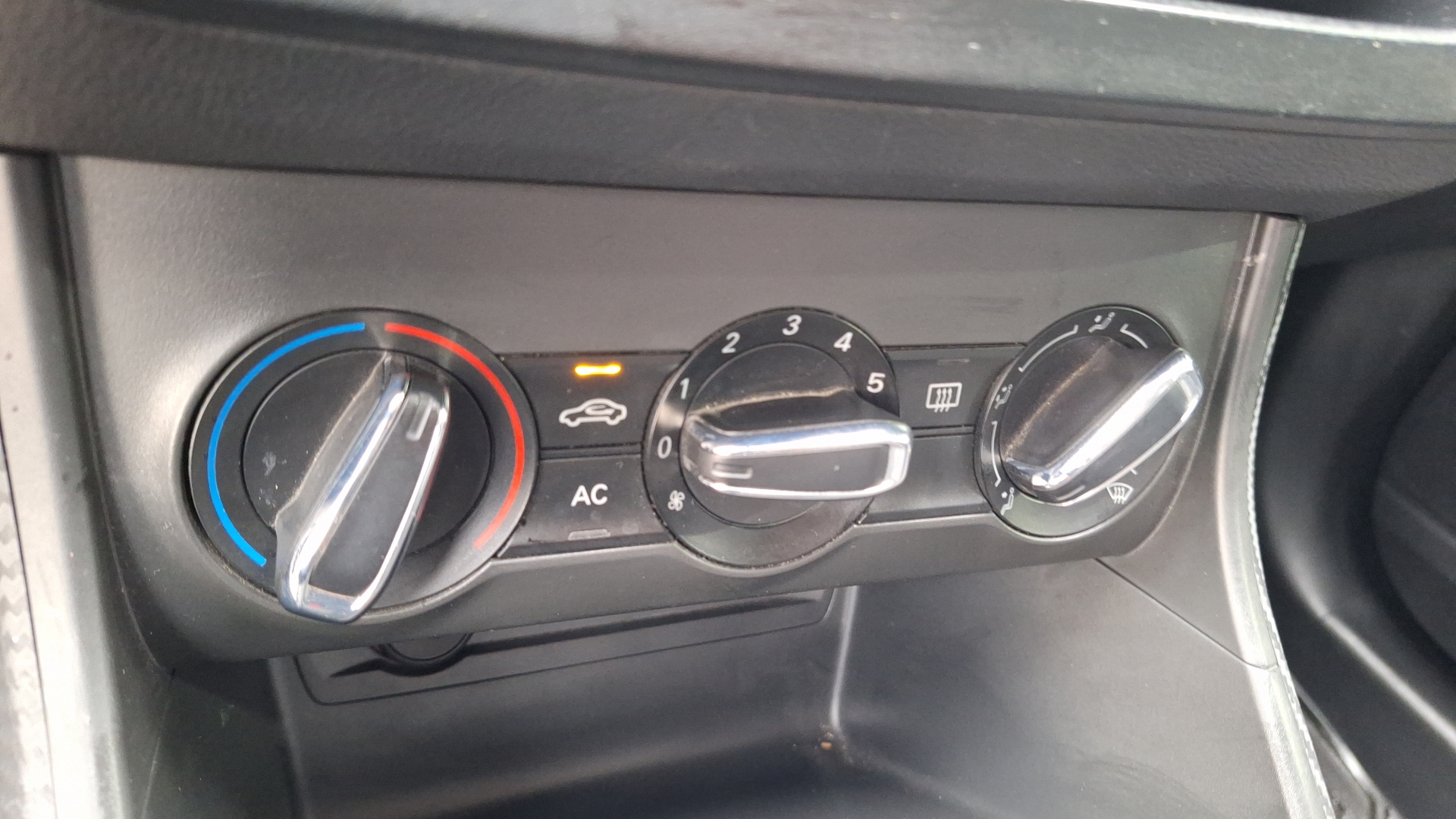 MG Zs — foto 14 de 14