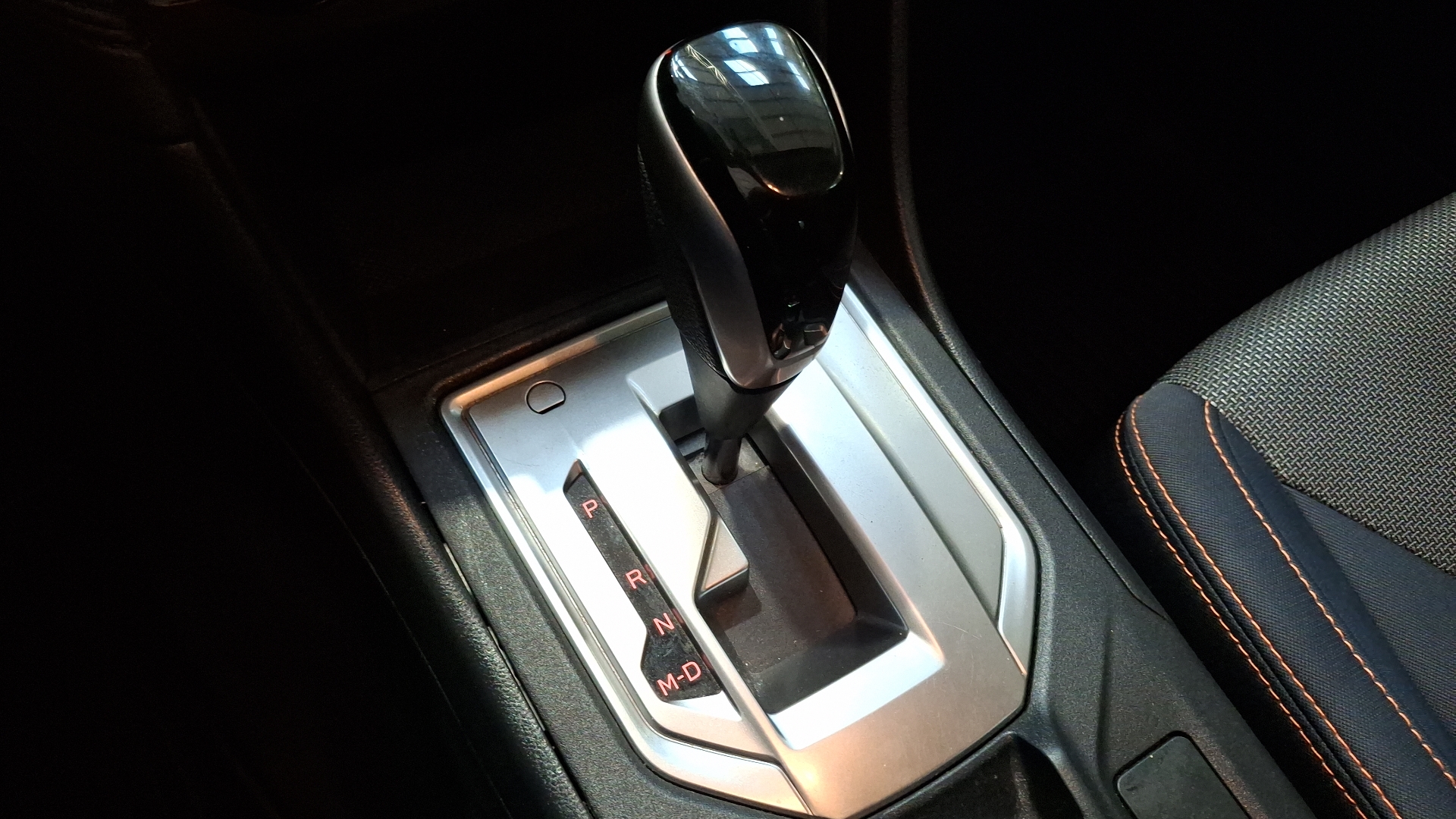 Subaru Xv — foto 11 de 16