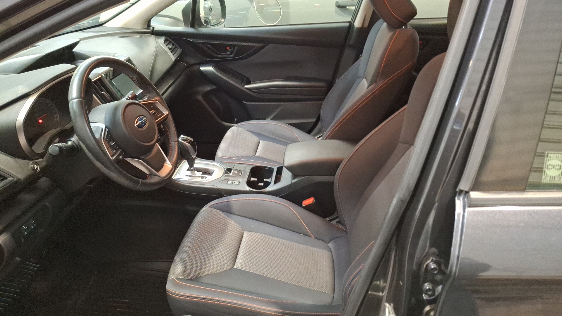 Subaru Xv — foto 13 de 16
