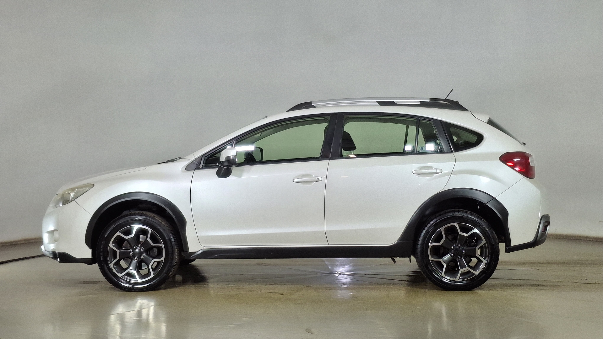 Subaru Xv — foto 7 de 16
