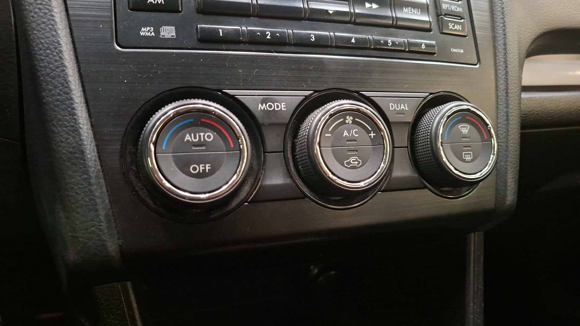 Subaru Xv — foto 15 de 16