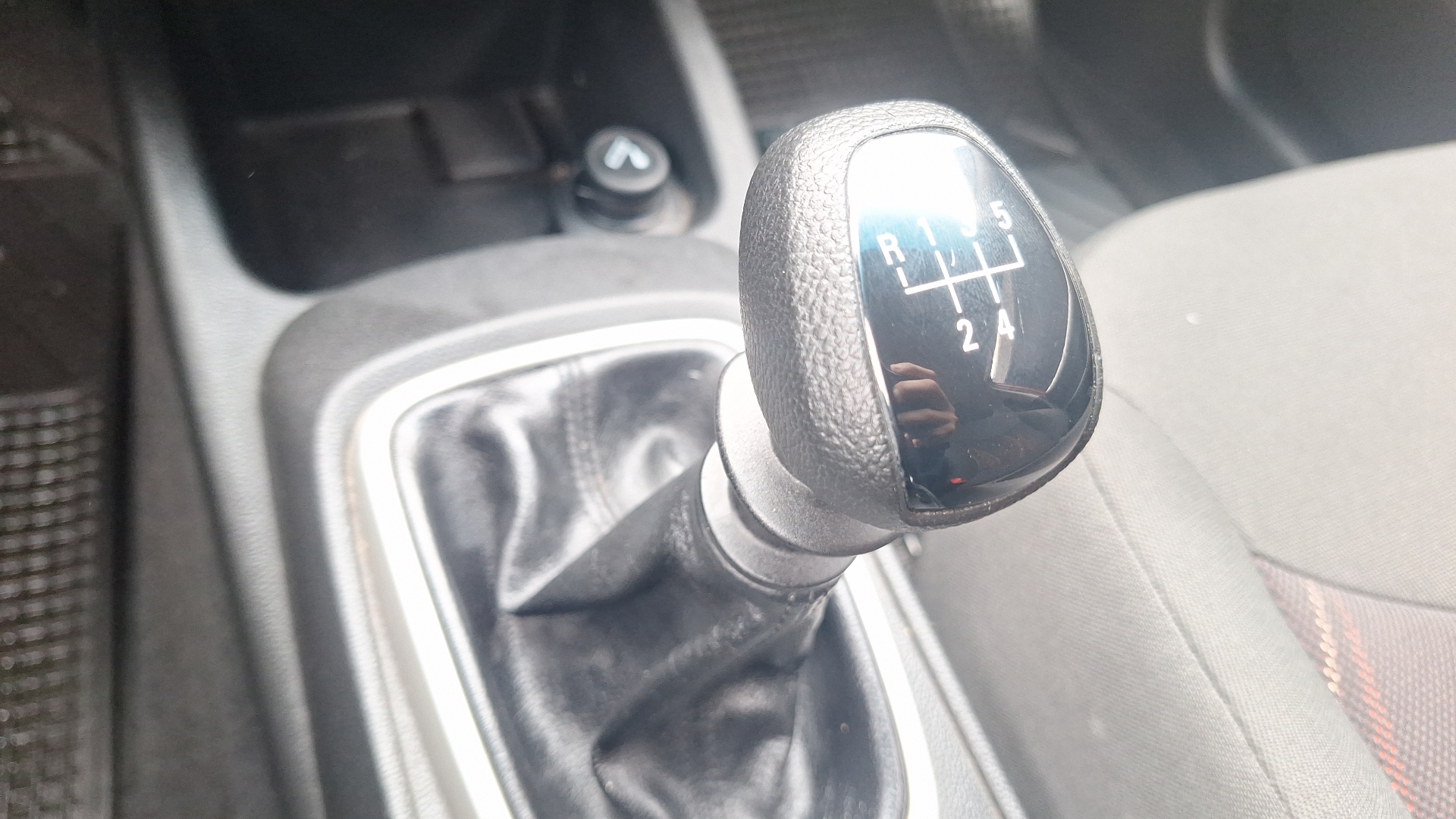 Chevrolet Sail — foto 11 de 14