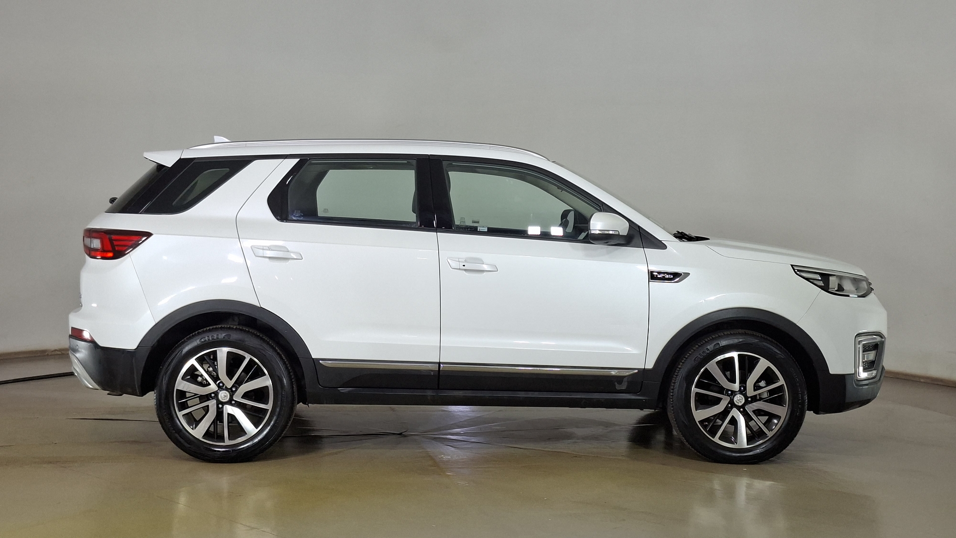 Changan Cs55 — foto 4 de 17