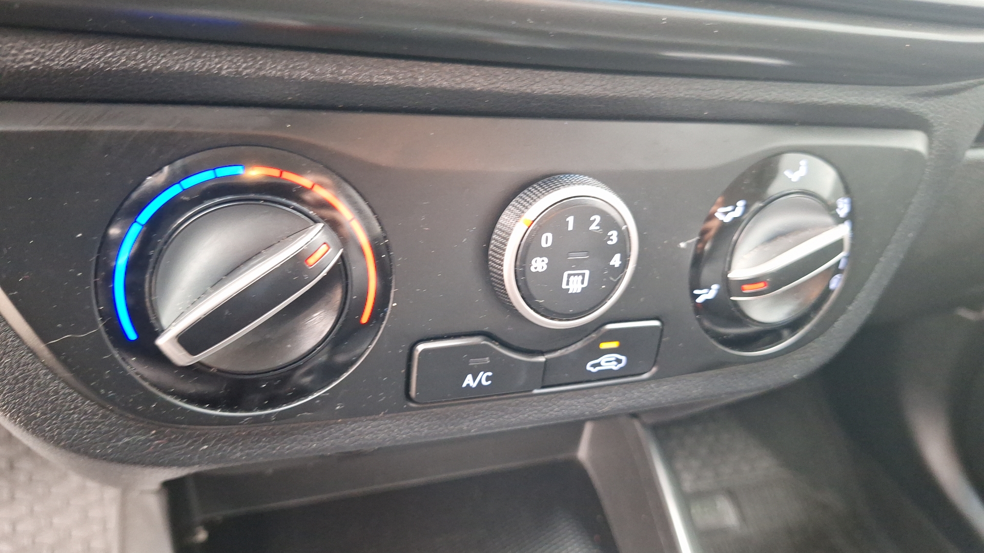 Hyundai Grand I10 — foto 15 de 15