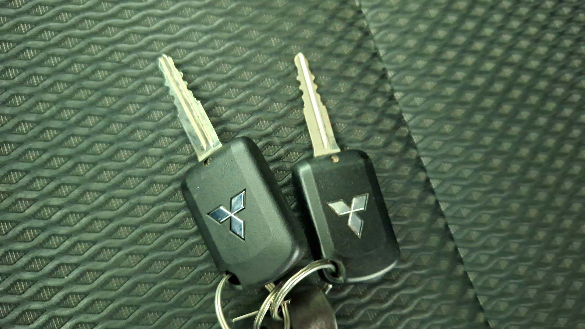 Mitsubishi Outlander — foto 16 de 16