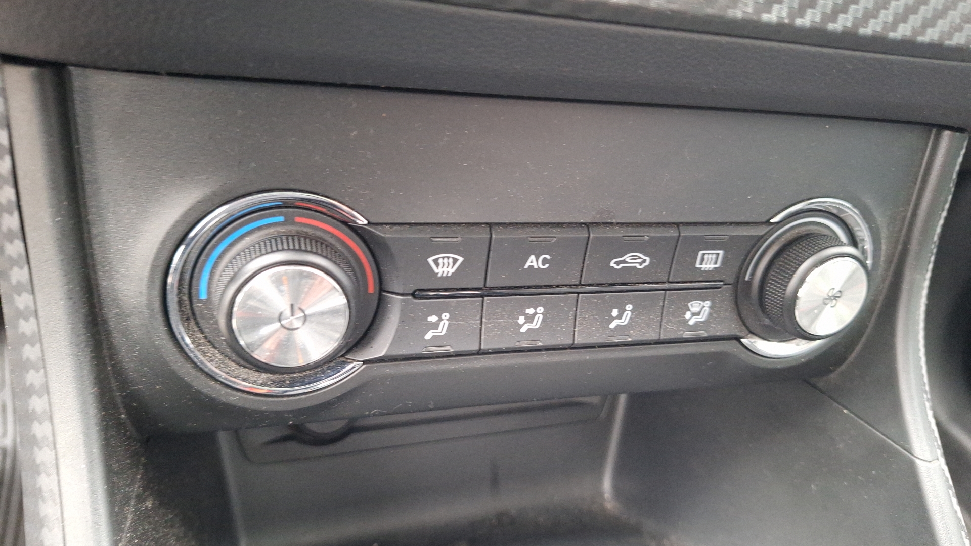 MG Zs — foto 16 de 16