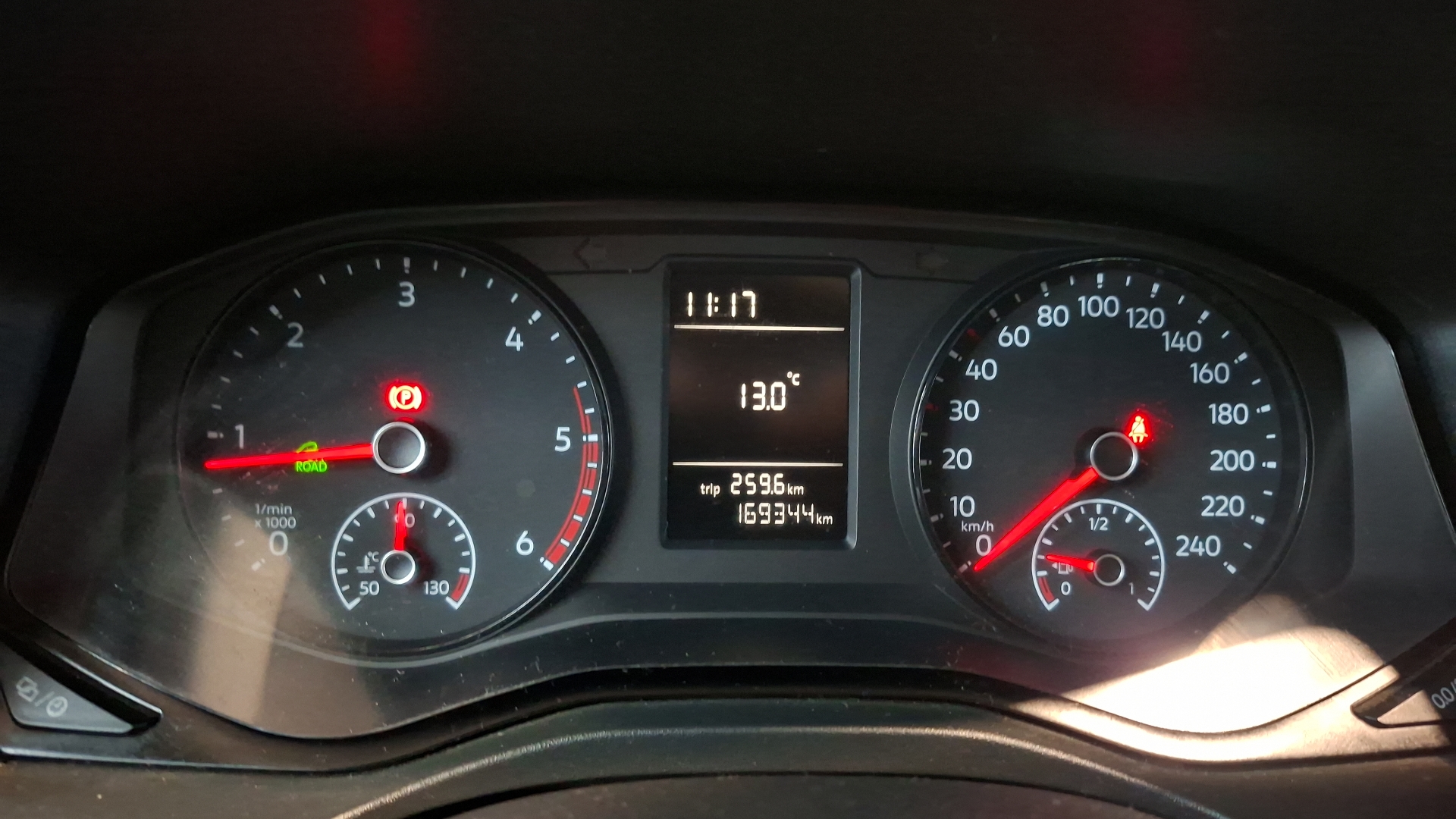 Volkswagen Amarok — foto 9 de 16
