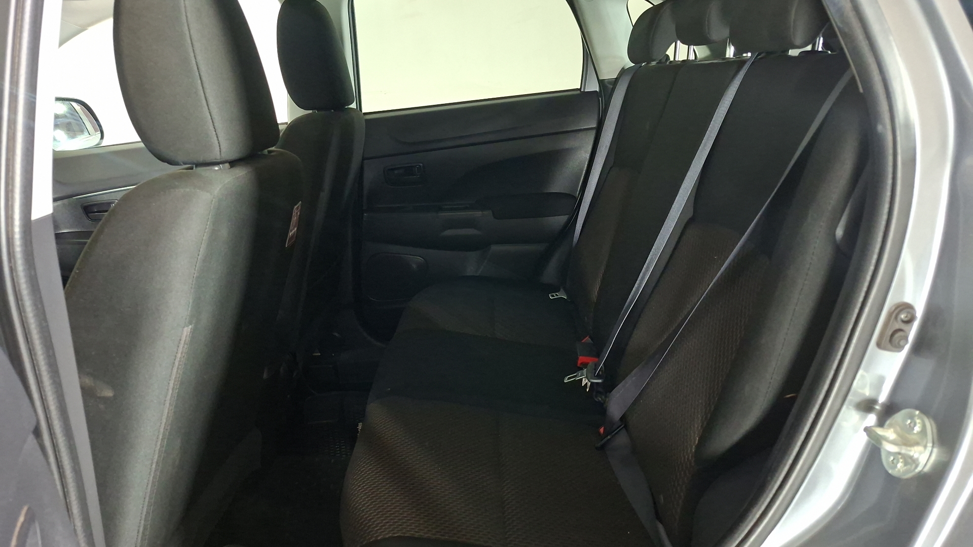 Mitsubishi Asx — foto 14 de 16