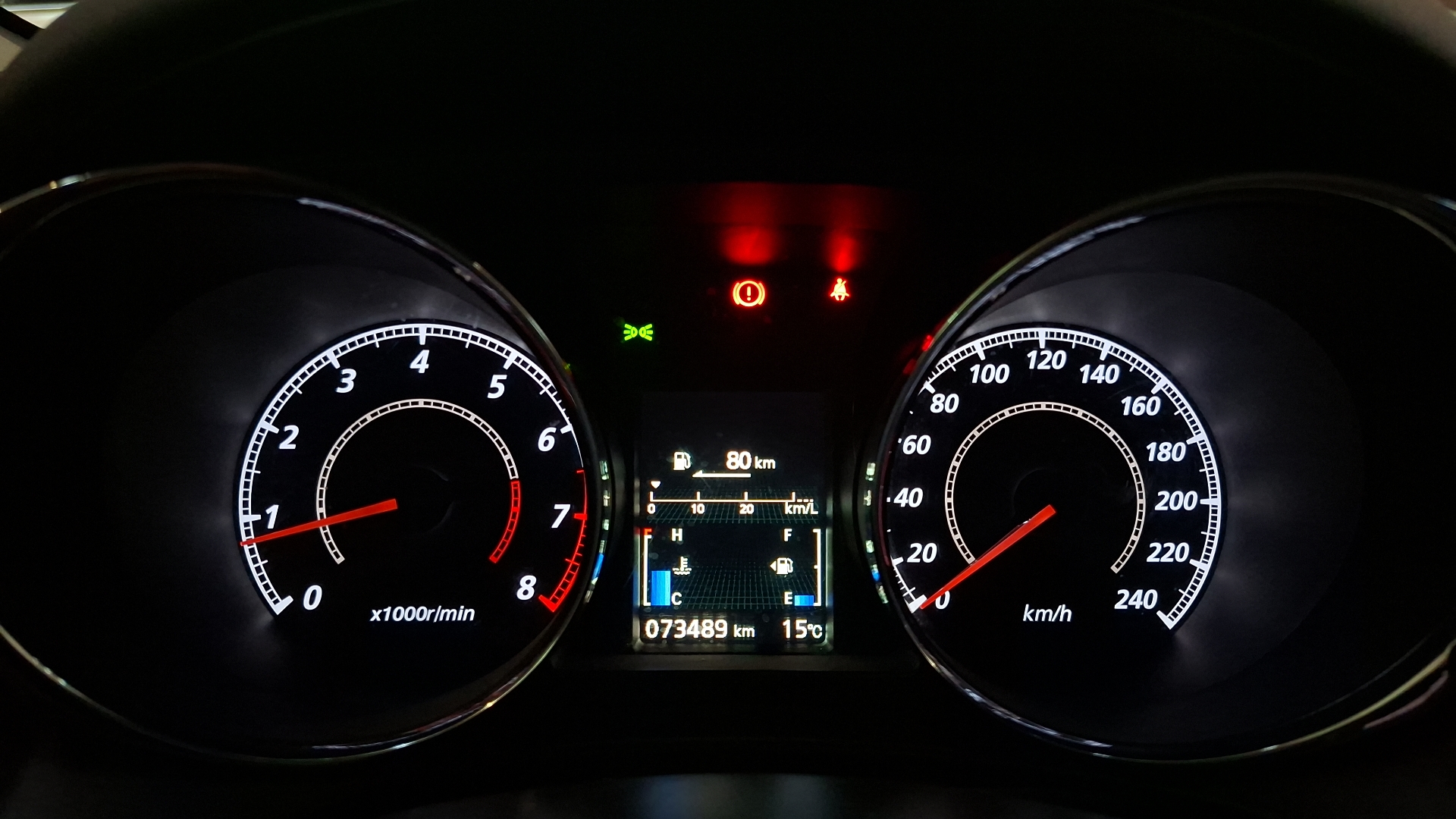Mitsubishi Asx — foto 9 de 16