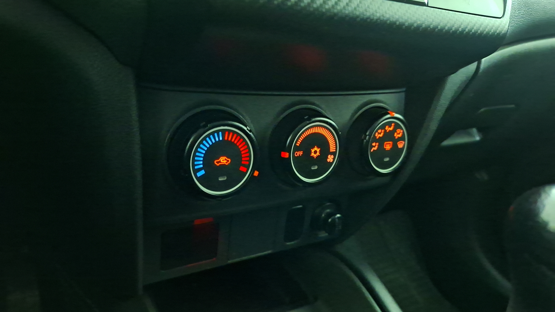 Mitsubishi Asx — foto 15 de 16