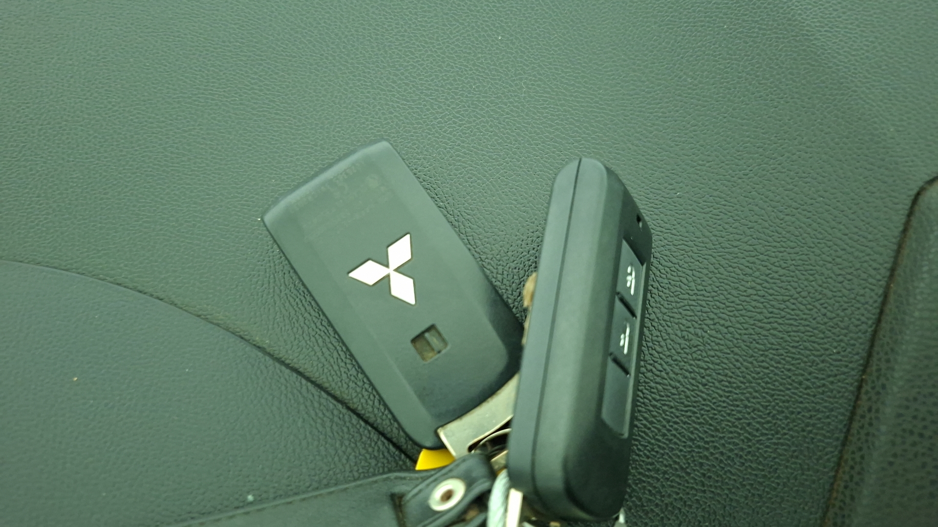 Mitsubishi Asx — foto 16 de 16
