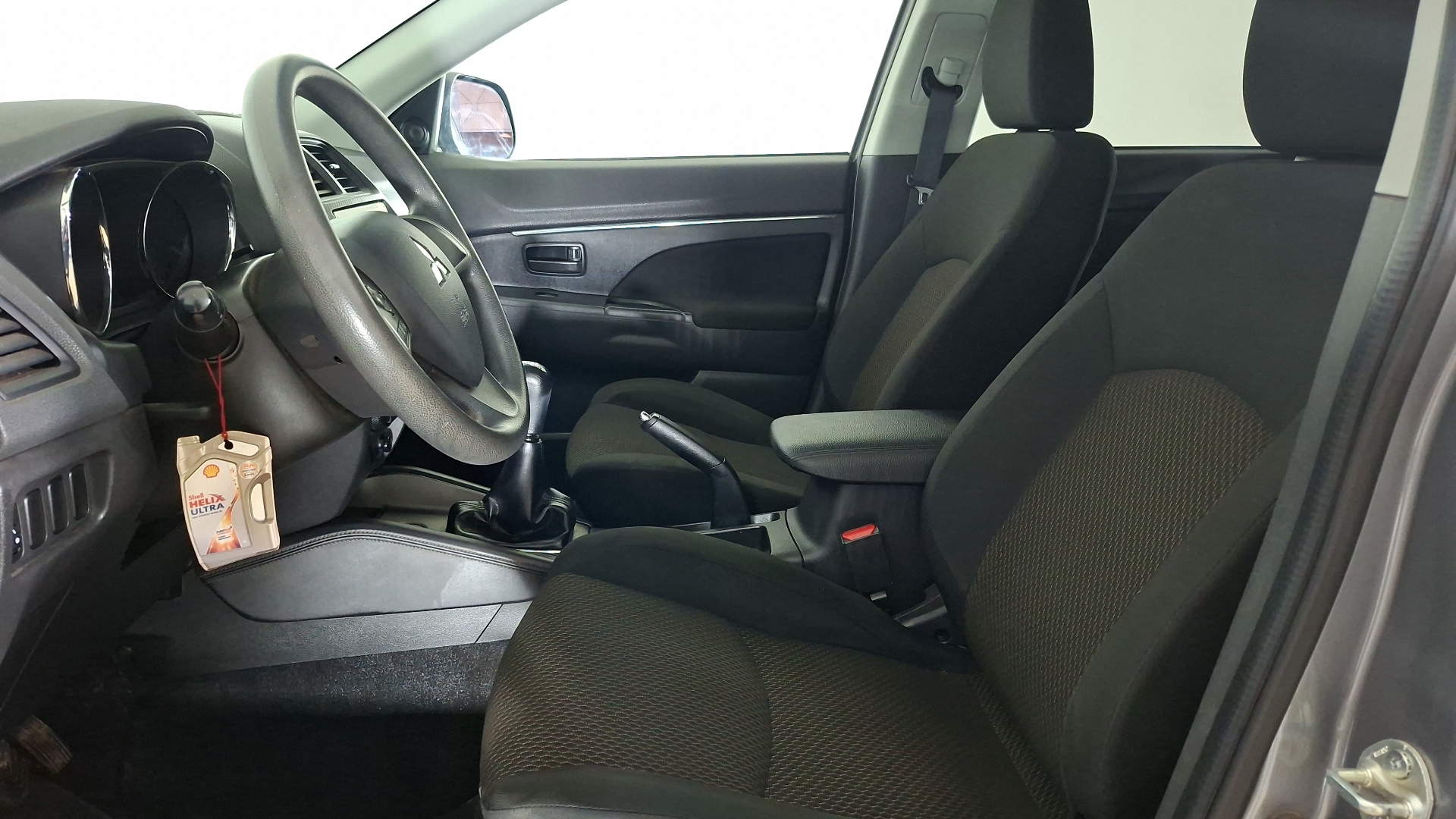 Mitsubishi Asx — foto 13 de 16