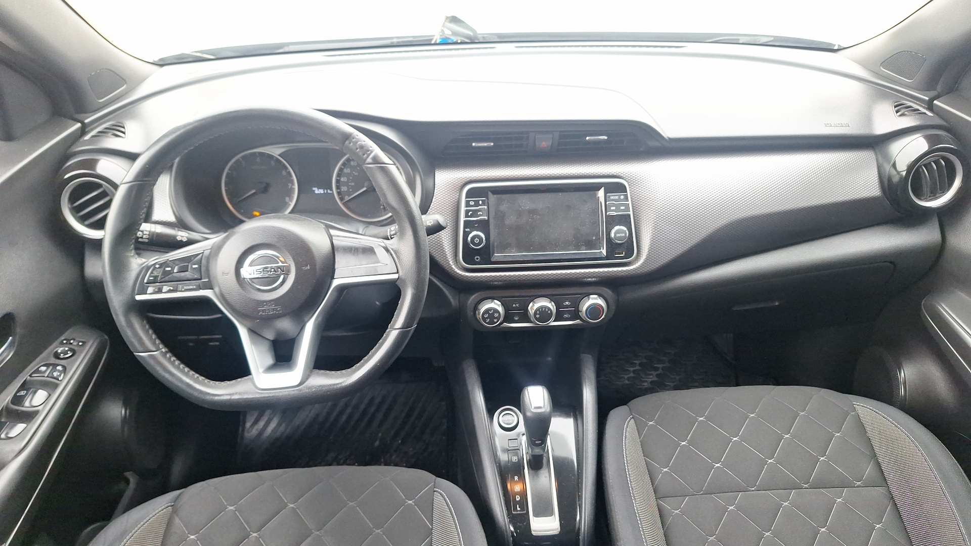 Nissan Kicks — foto 6 de 14