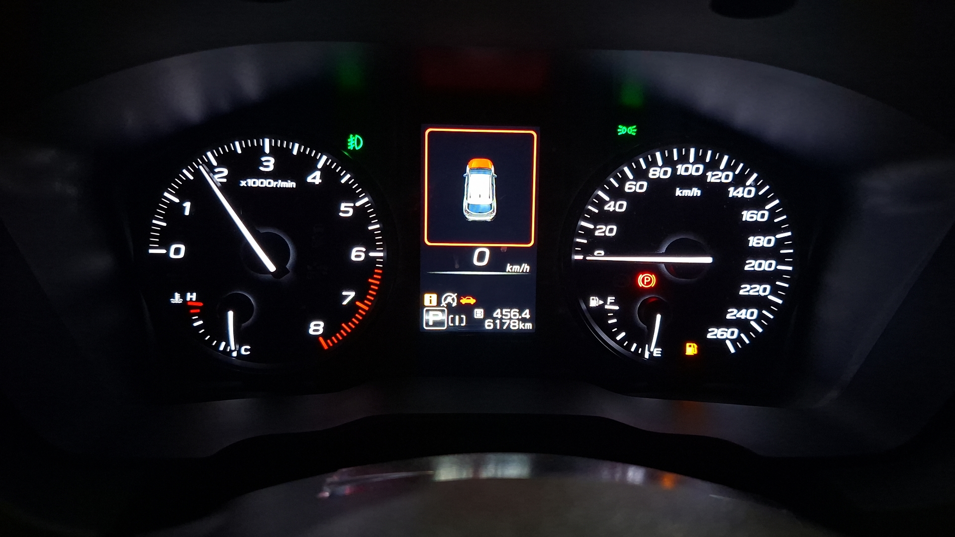 Subaru Crosstrek — foto 9 de 16