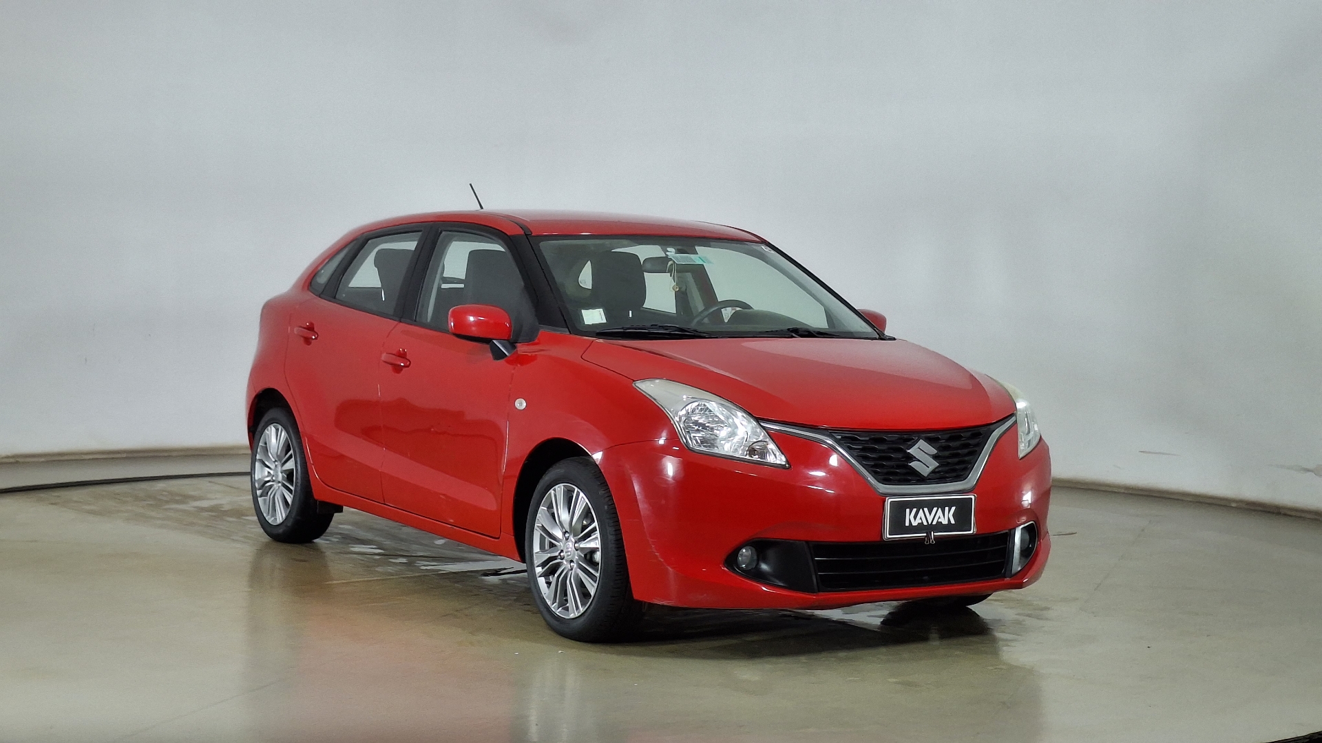 Suzuki Baleno — foto 3 de 16