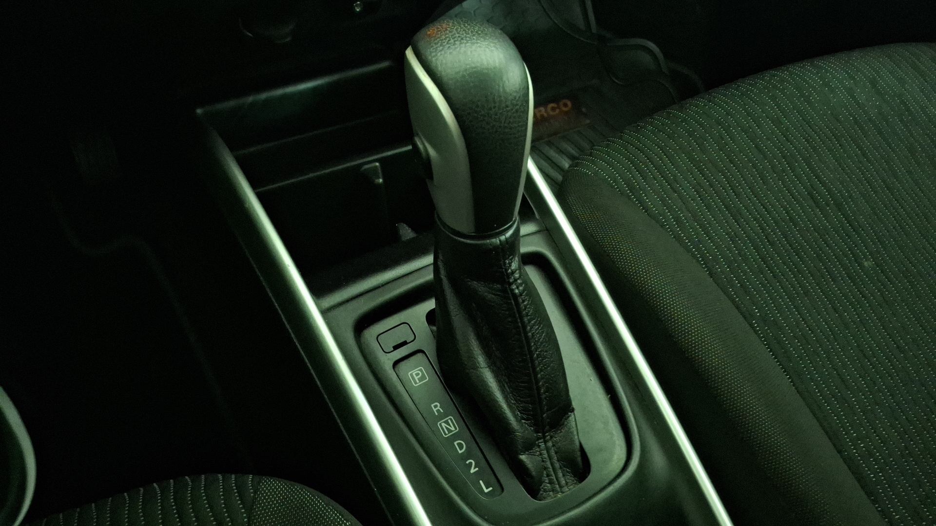 Suzuki Baleno — foto 11 de 16