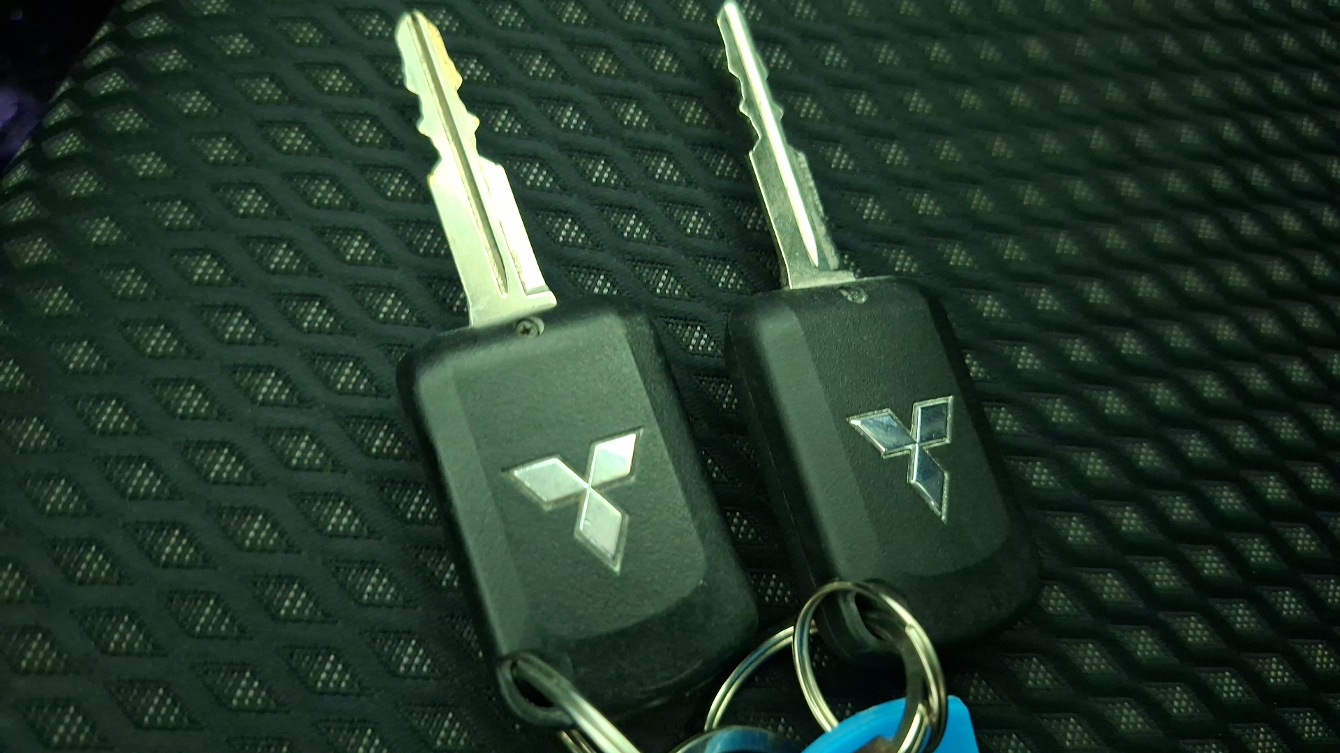 Mitsubishi Outlander — foto 16 de 16